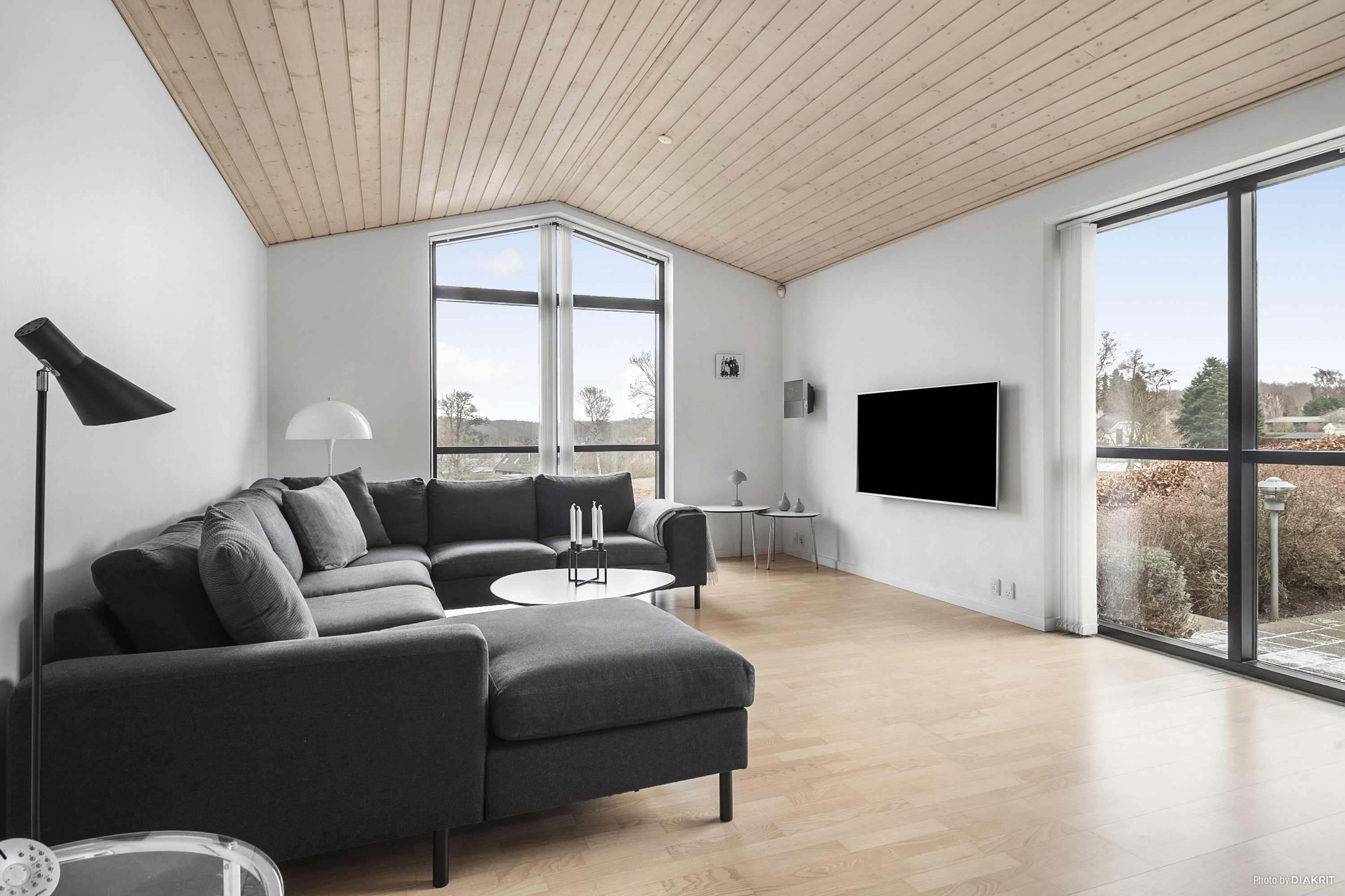 Fremhævet stue billede i fuldskærmstilstand. Billede af Jordsteds Ager 44, 8300 Odder