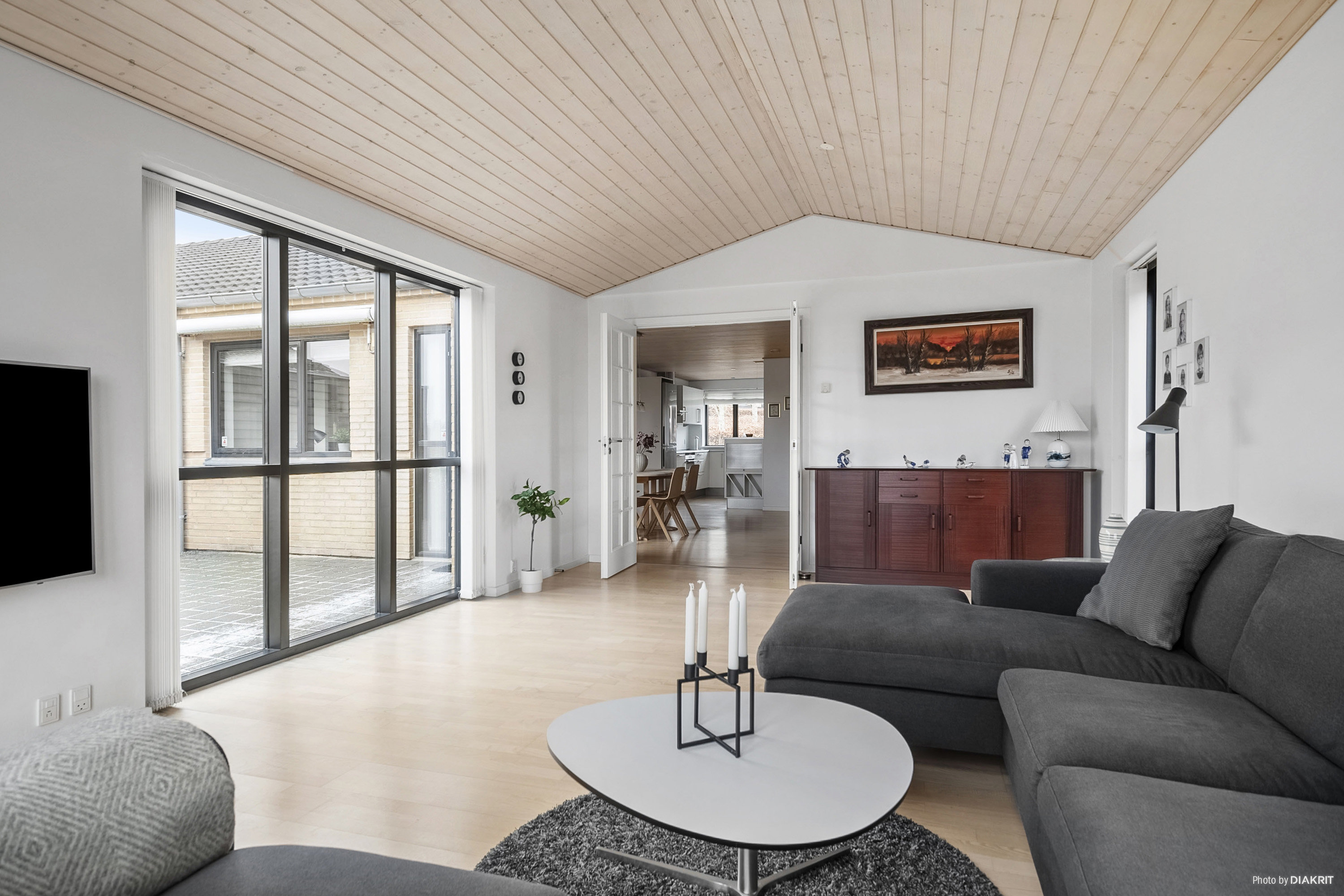 Fremhævet stue billede i fuldskærmstilstand. Billede af Jordsteds Ager 44, 8300 Odder