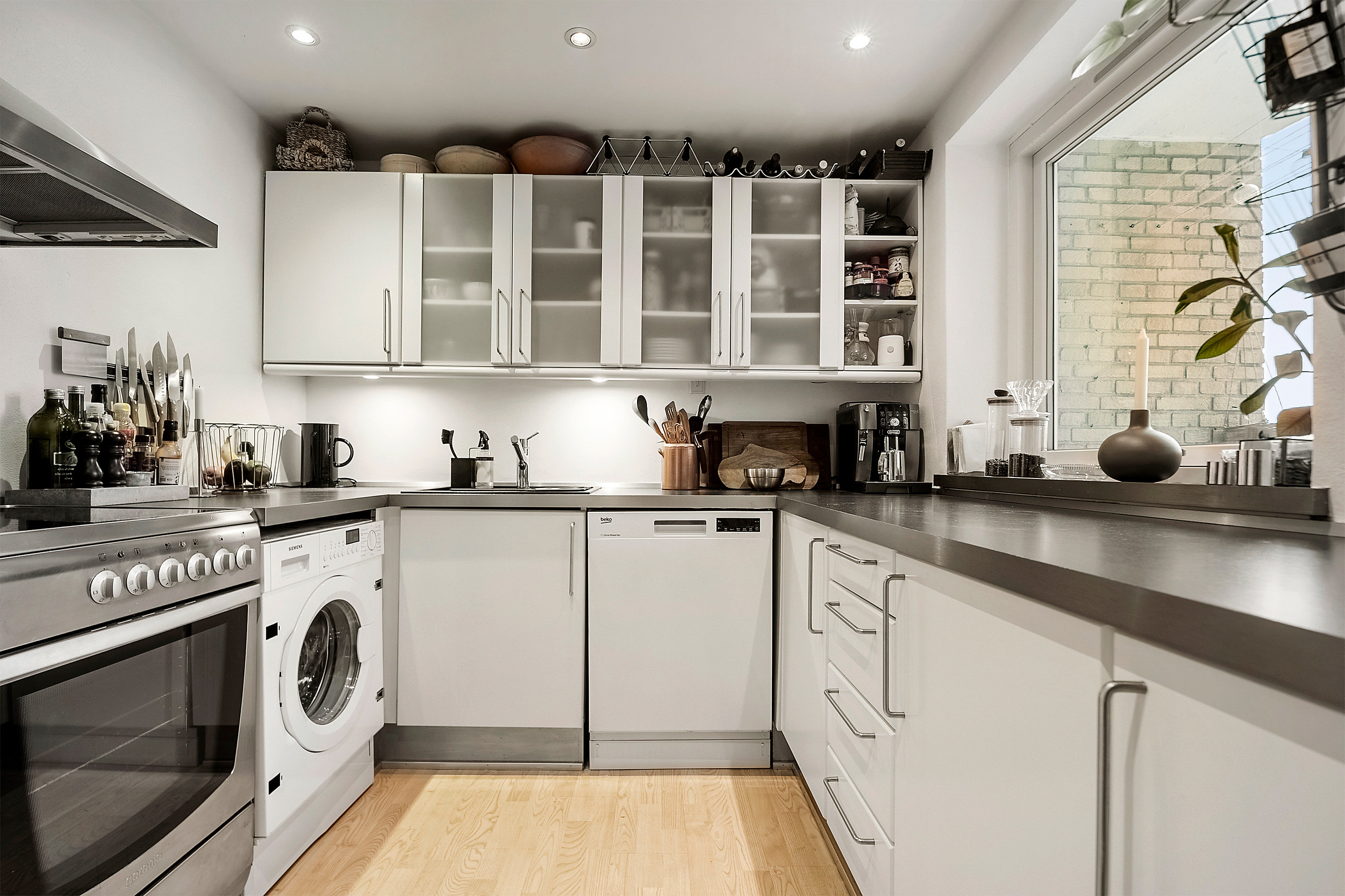 Fremhævet køkken billede i fuldskærmstilstand. Billede af Jordbrovej 31, 3. 2., 8200 Aarhus N