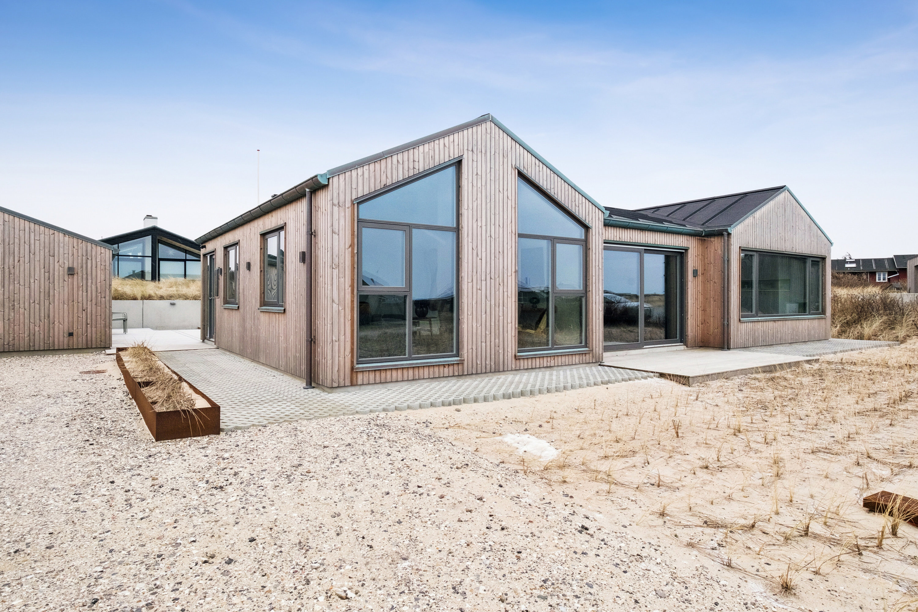 Fremhævet set fra haven billede i fuldskærmstilstand. Billede af Ved Stranden 5, Skal Klit, 9800 Hjørring