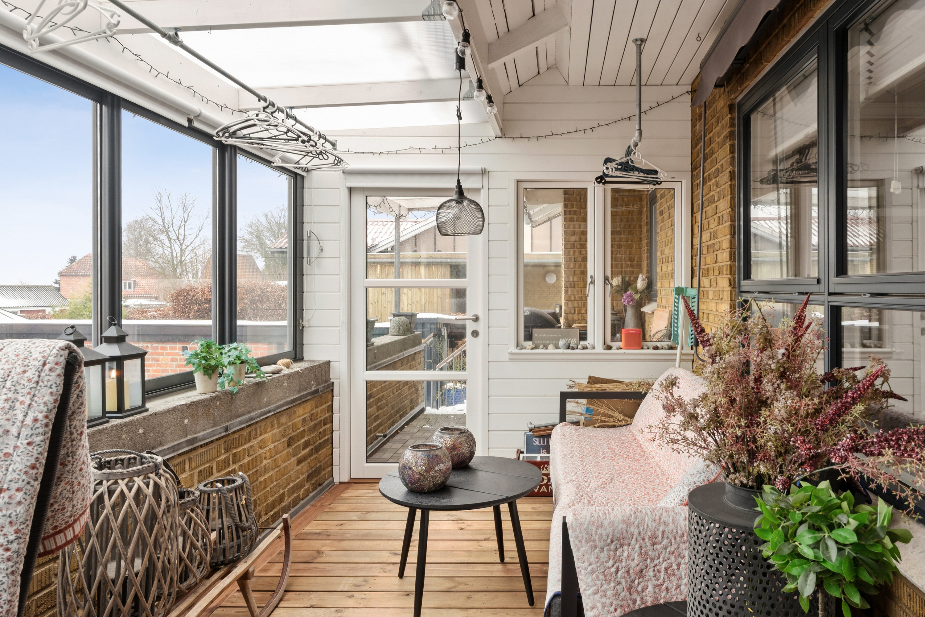 Fremhævet udestue billede i fuldskærmstilstand. Billede af Præstøvej 16, 4640 Faxe