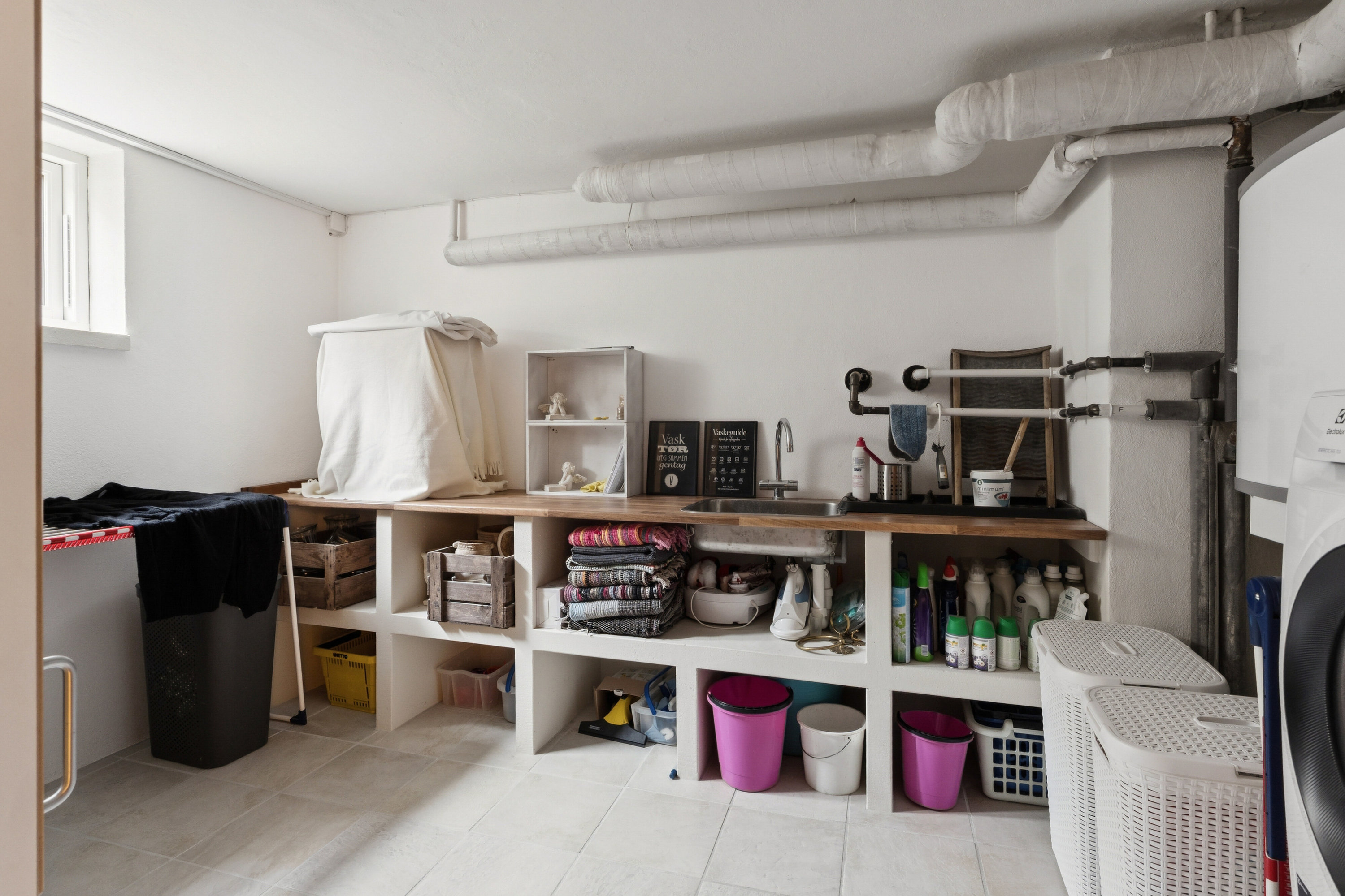 Fremhævet kælder billede i fuldskærmstilstand. Billede af Præstøvej 16, 4640 Faxe