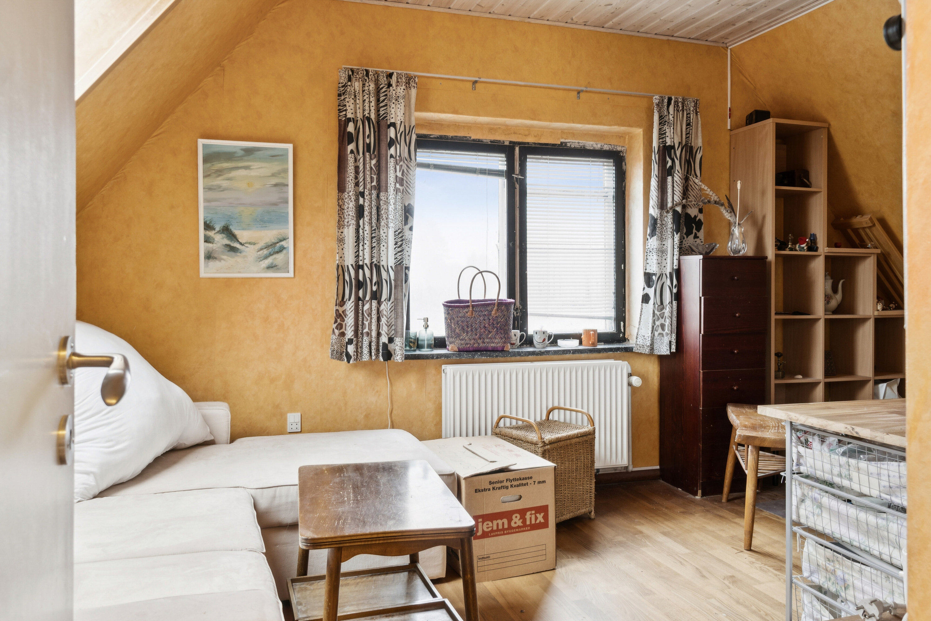 Fremhævet stue billede i fuldskærmstilstand. Billede af Gyvelvej 17, 4200 Slagelse