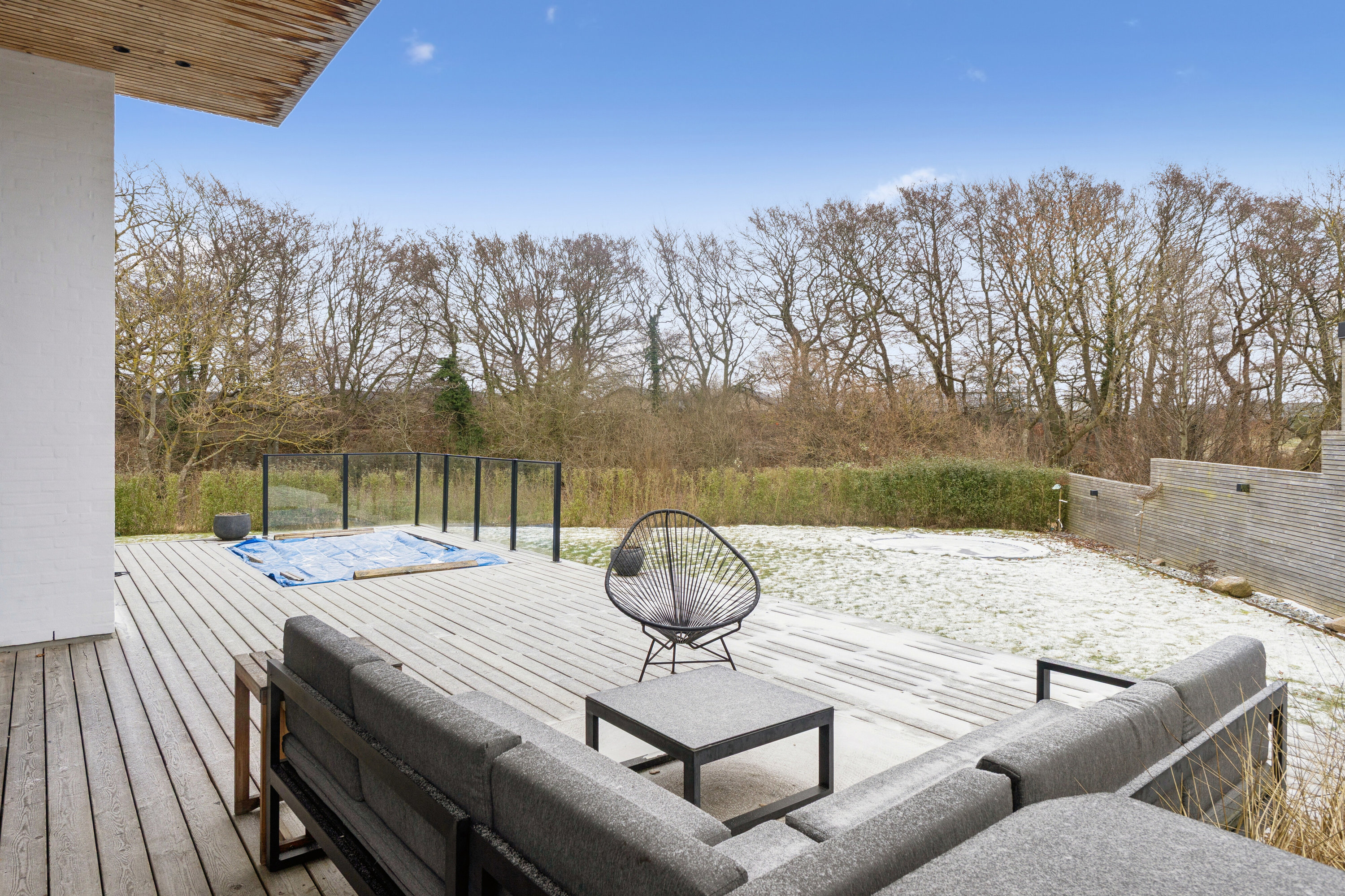 Fremhævet terrasse billede i fuldskærmstilstand. Billede af Onsholtgårdsvej 104, 8260 Viby J