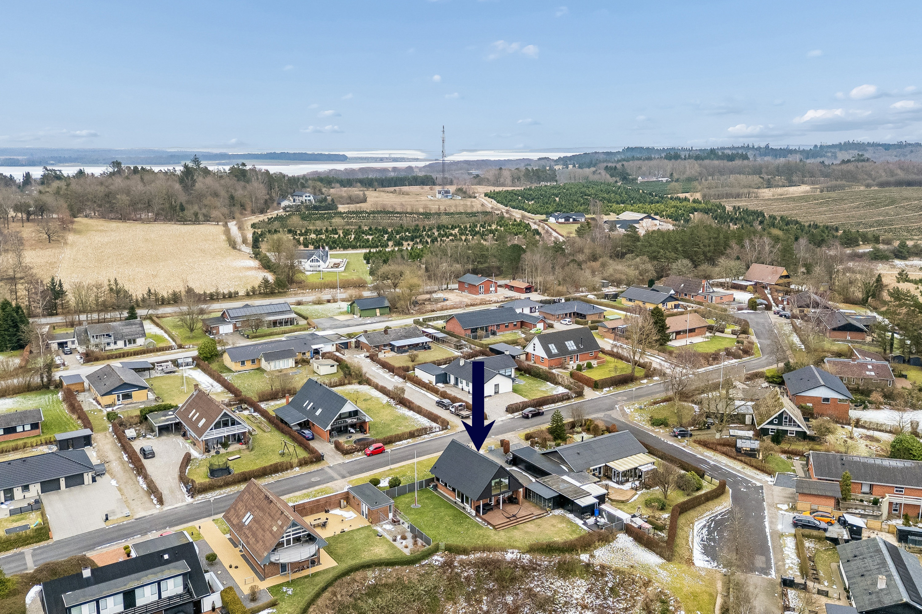 Fremhævet luftfoto billede i fuldskærmstilstand. Billede af Fjordbakken 51, Hadsund Syd, 9560 Hadsund