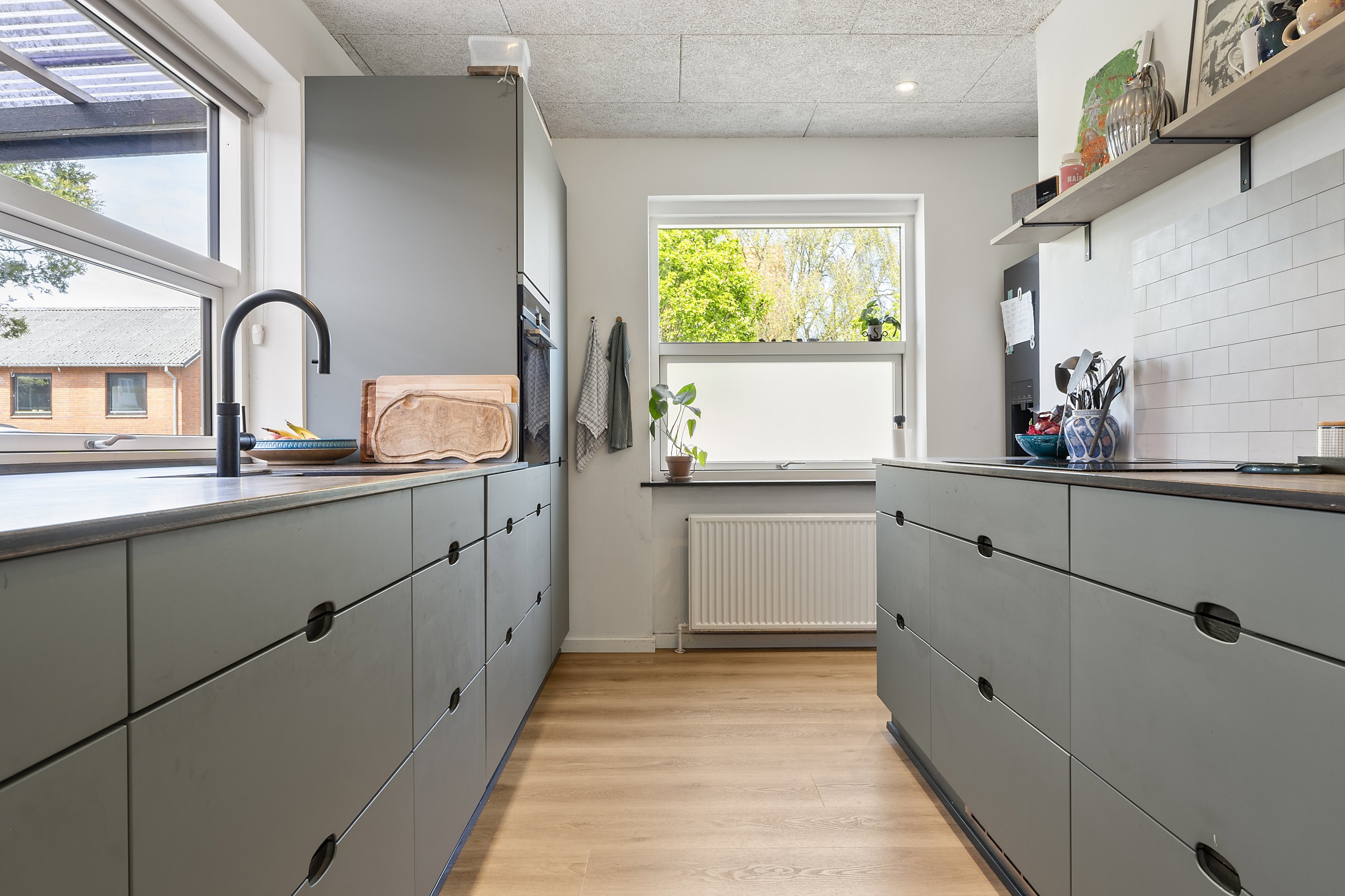 Fremhævet køkken billede i fuldskærmstilstand. Billede af Møllevej 40, 9800 Hjørring