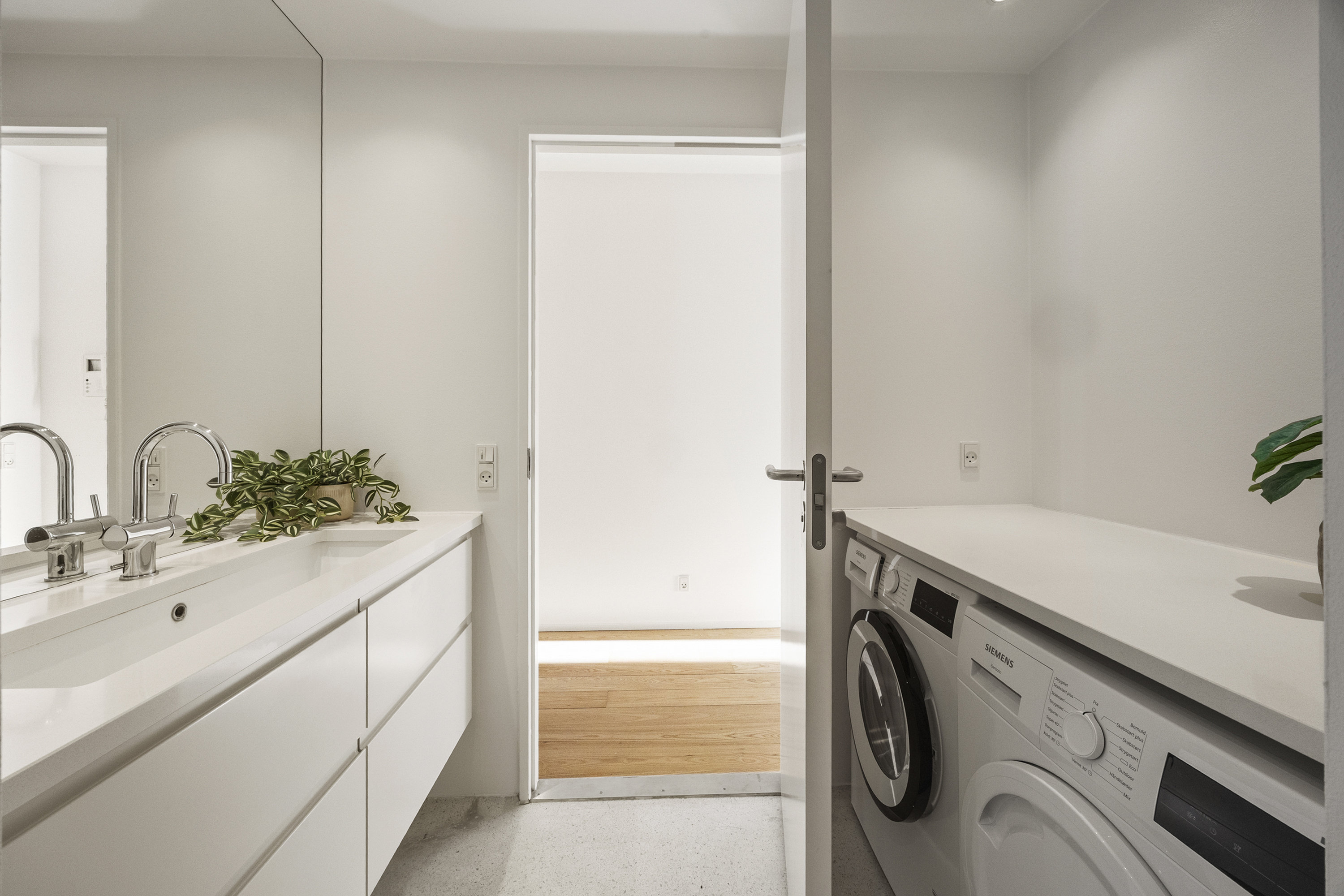 Fremhævet badeværelse billede i fuldskærmstilstand. Billede af Havneholmen 74, st.. th., 1561 København V