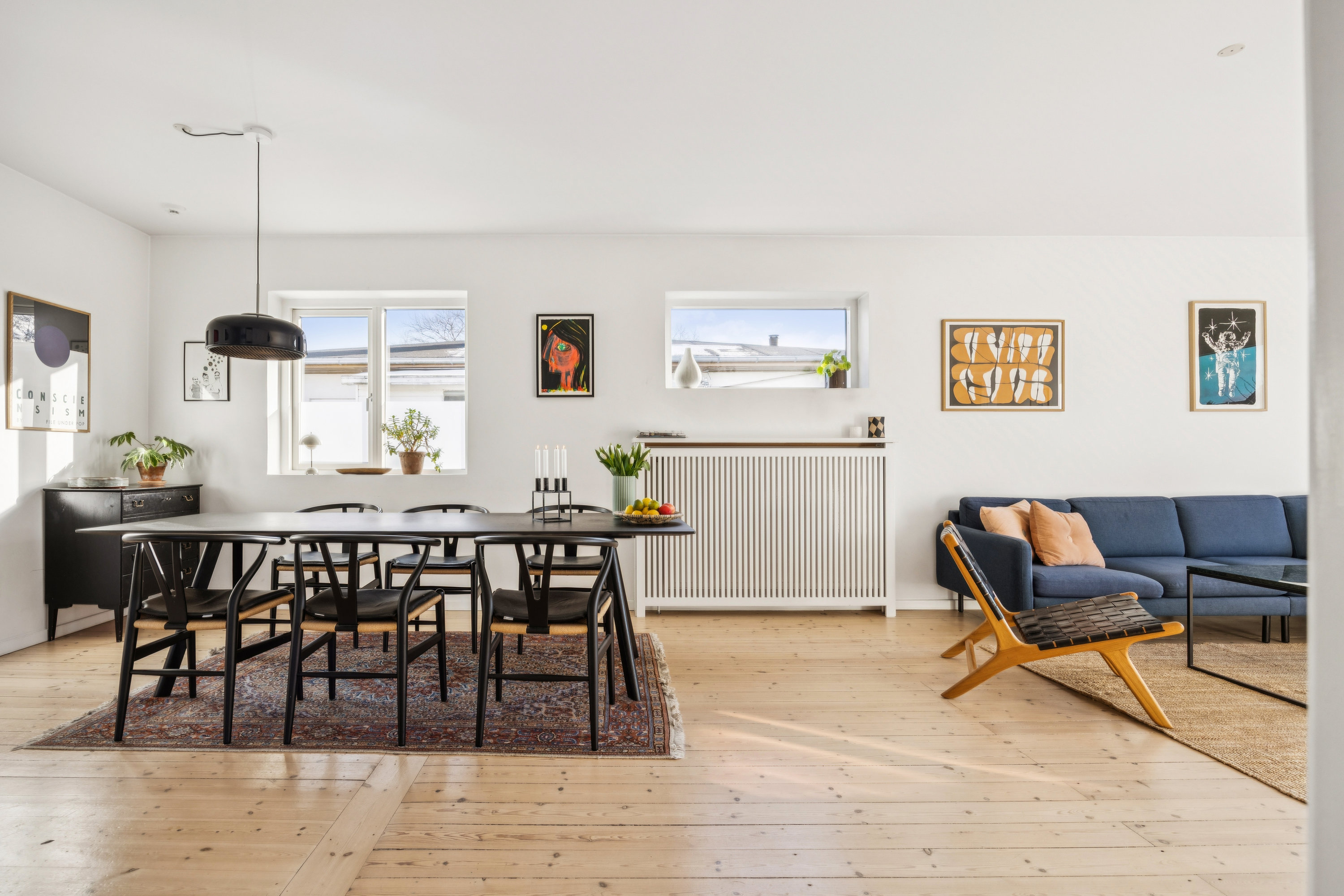 Fremhævet stue billede i fuldskærmstilstand. Billede af Langagervej 17B, 2500 Valby