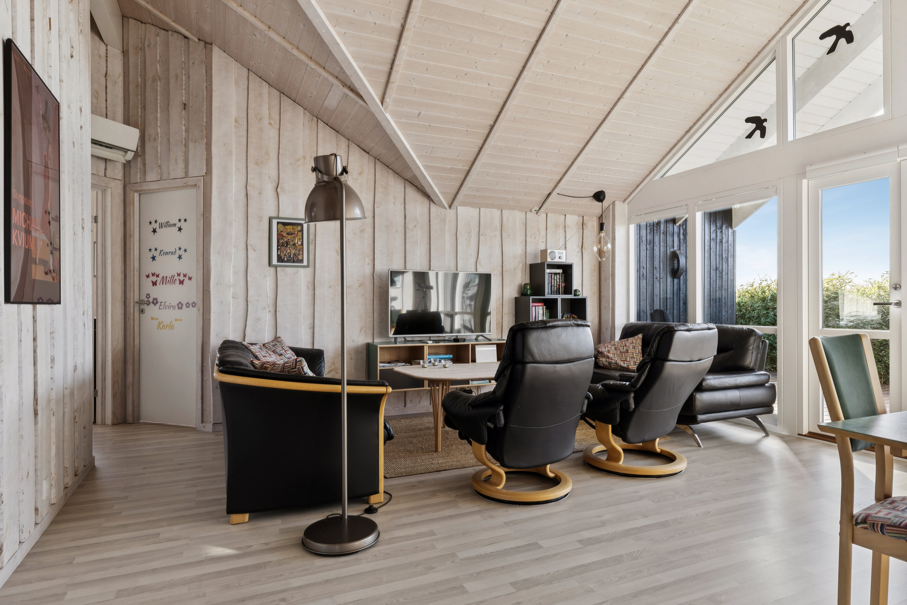 Fremhævet stue billede i fuldskærmstilstand. Billede af Ravnholt 48, Havnsø, 4591 Føllenslev