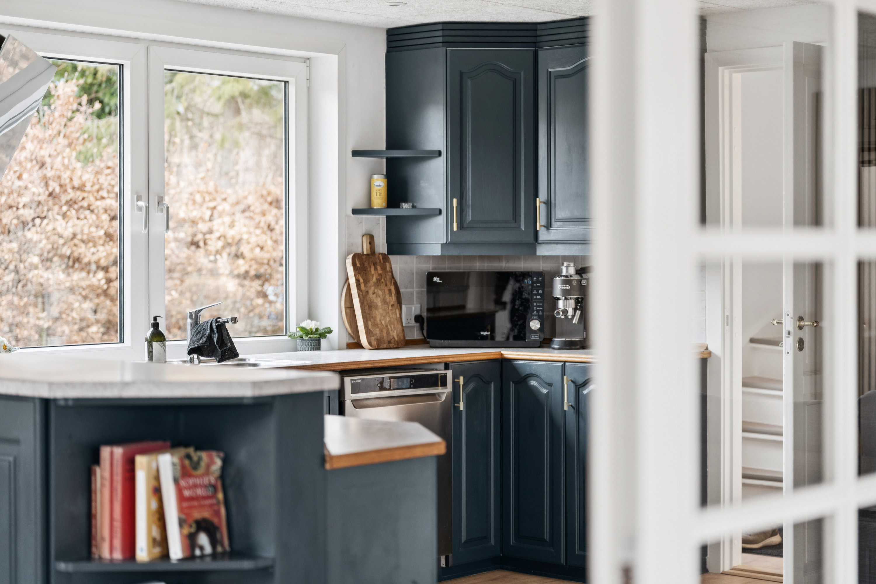 Fremhævet køkken billede i fuldskærmstilstand. Billede af Klarup Skolevej 7A, 9270 Klarup