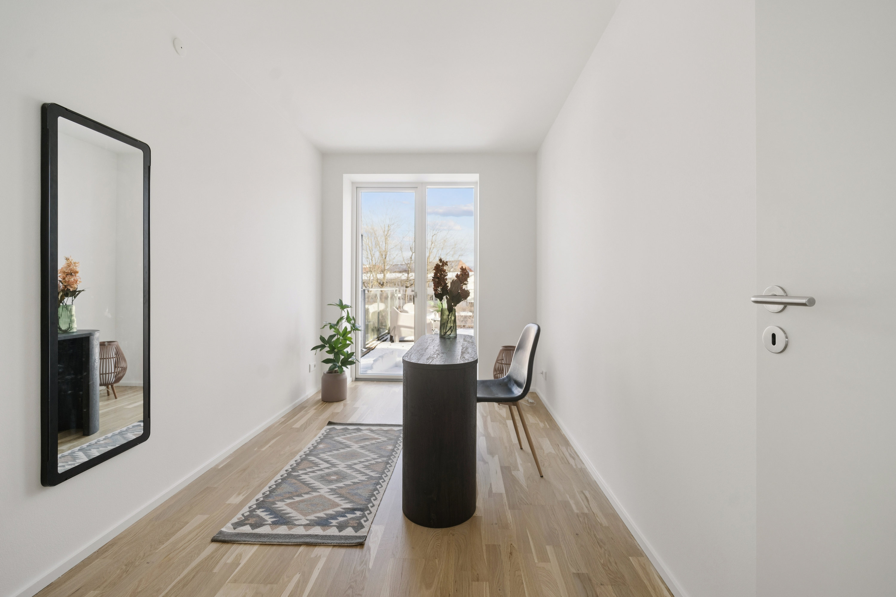 Fremhævet gang billede i fuldskærmstilstand. Billede af Pinievej 52, 2880 Bagsværd