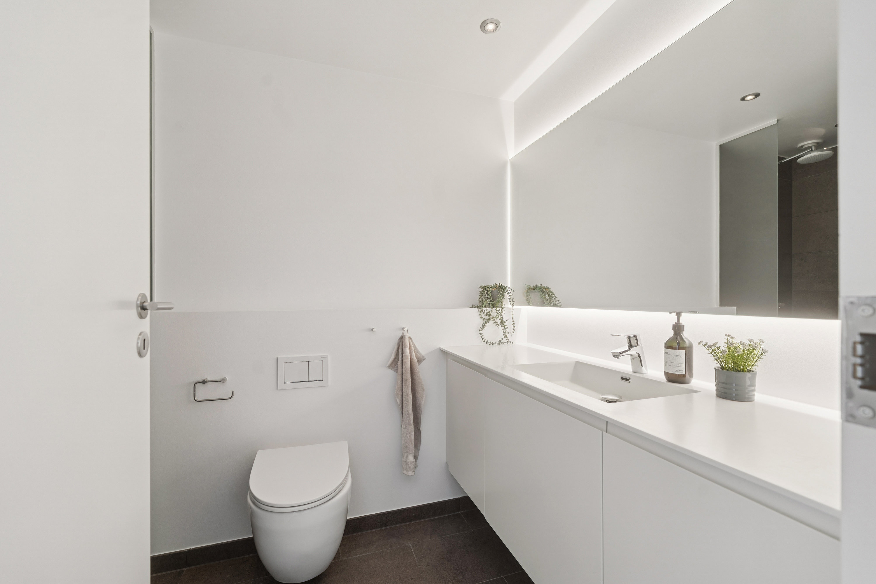 Fremhævet badeværelse billede i fuldskærmstilstand. Billede af Pinievej 52, 2880 Bagsværd