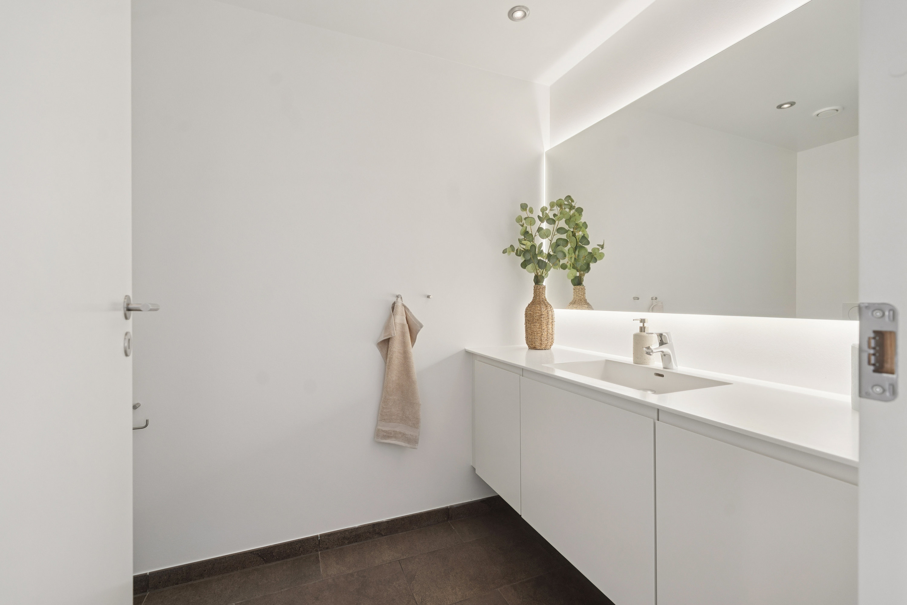 Fremhævet badeværelse billede i fuldskærmstilstand. Billede af Pinievej 52, 2880 Bagsværd