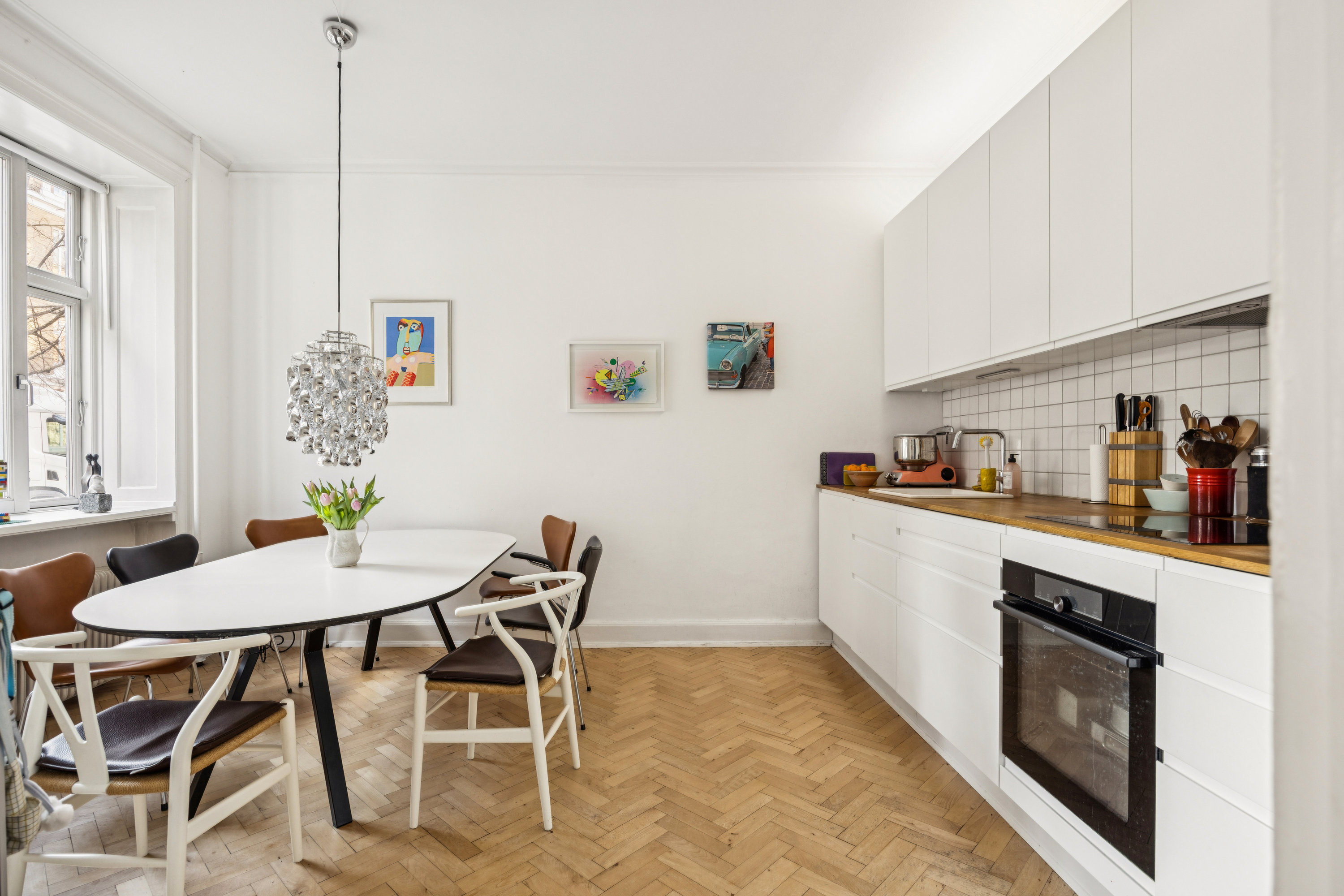 Fremhævet køkken billede i fuldskærmstilstand. Billede af N.J. Fjords Alle 2, st.. tv., 1957 Frederiksberg C