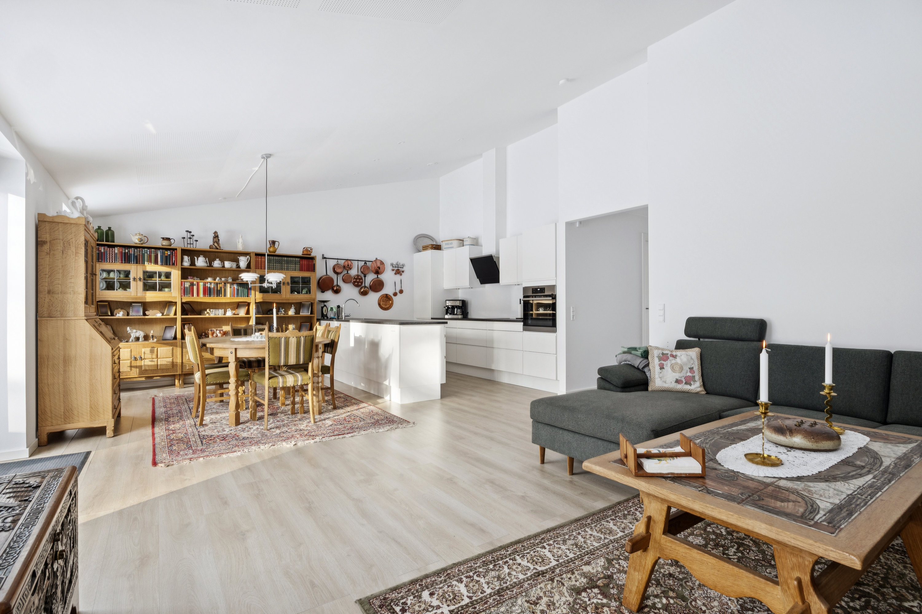 Fremhævet stue billede i fuldskærmstilstand. Billede af Skovvang 2S, Ejby, 4623 Lille Skensved