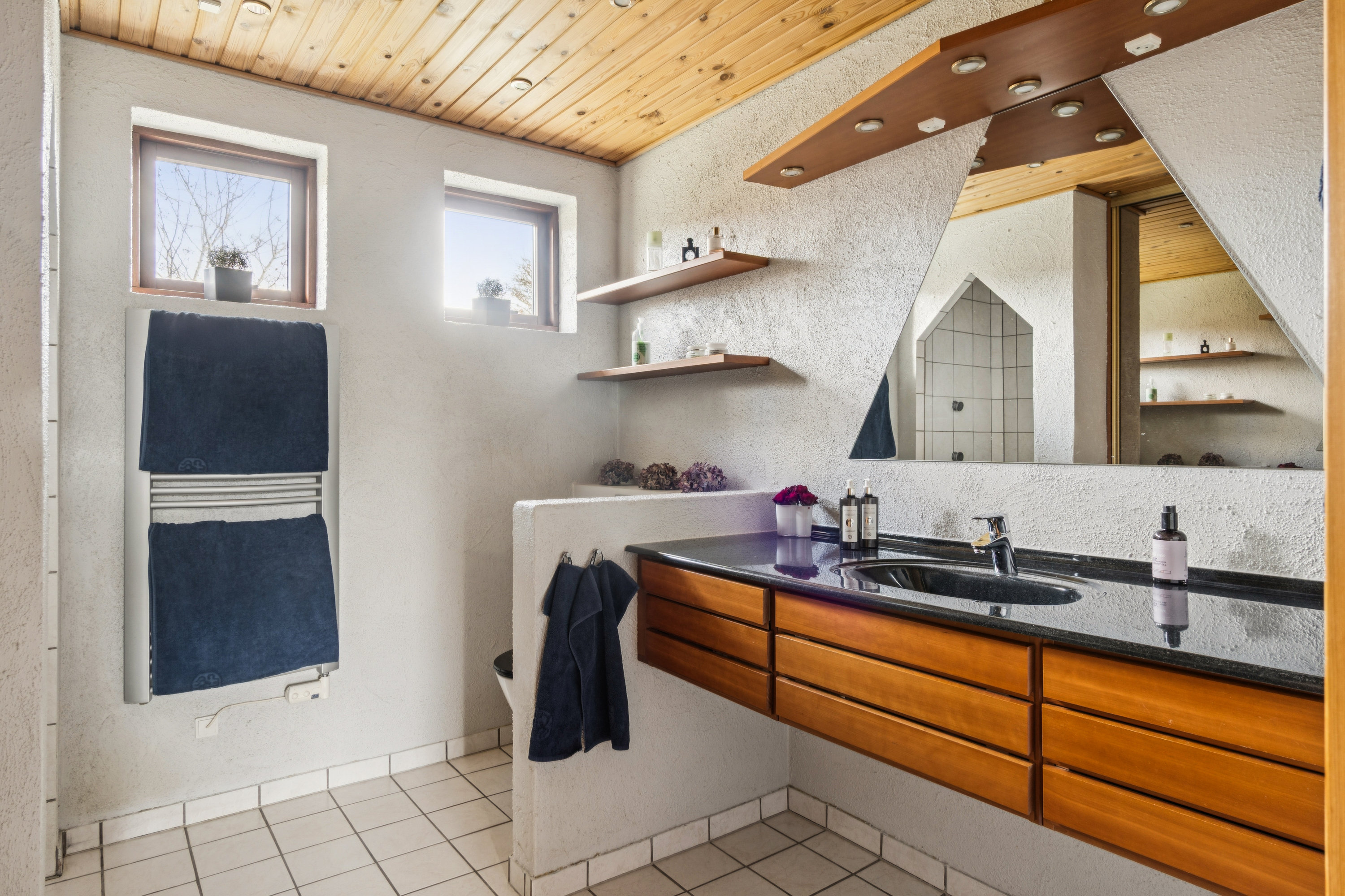 Fremhævet badeværelse billede i fuldskærmstilstand. Billede af Teglbrændervej 18, 8800 Viborg