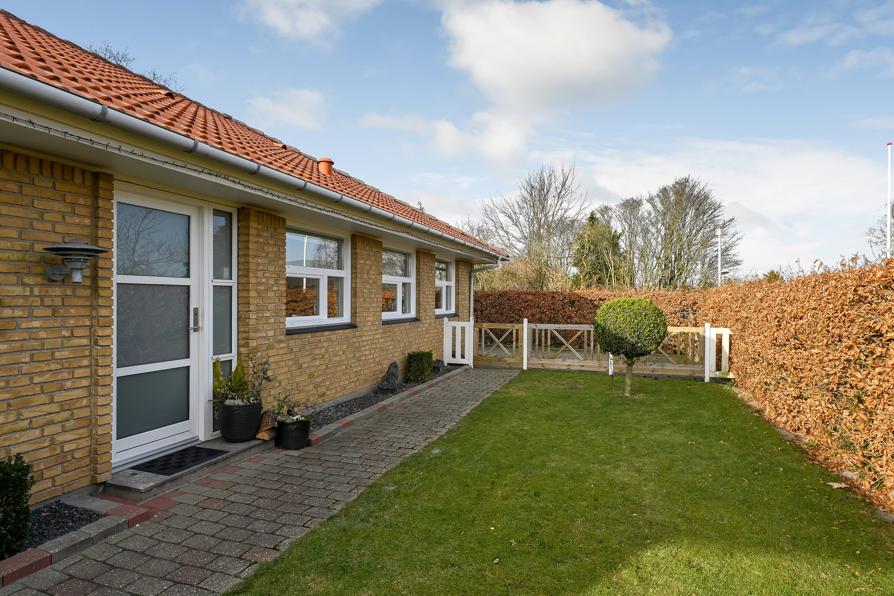 Fremhævet have billede i fuldskærmstilstand. Billede af Mosevangen 16, 6710 Esbjerg V