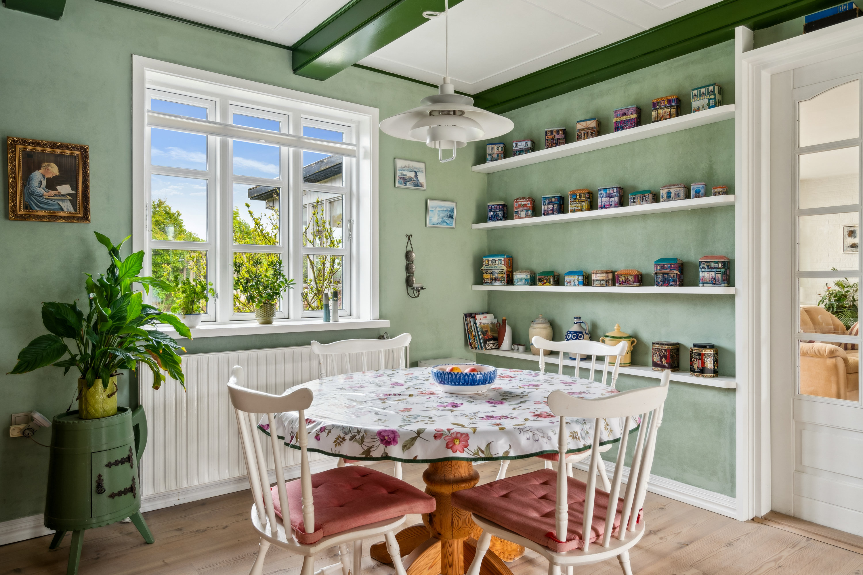 Fremhævet køkken billede i fuldskærmstilstand. Billede af Kløvervangen 13, 9850 Hirtshals