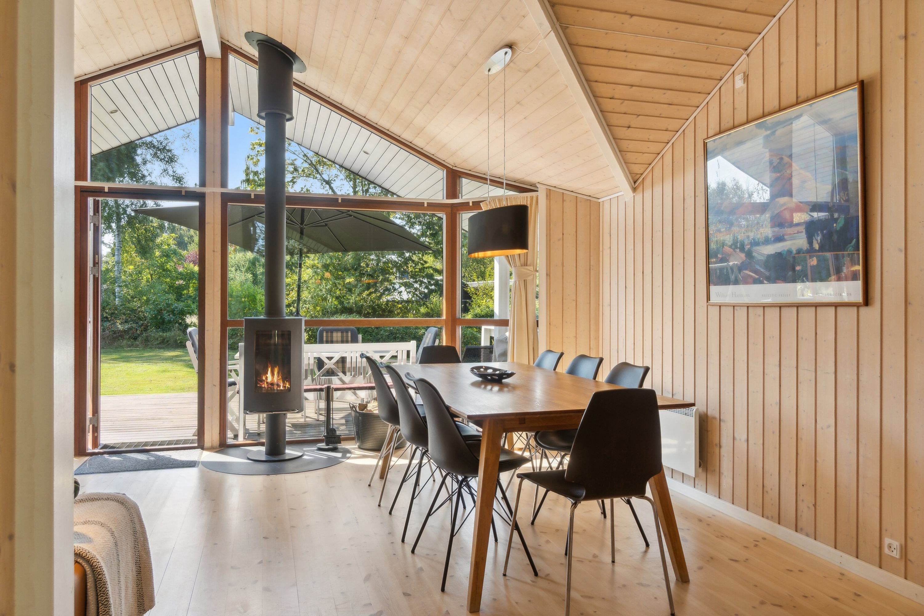 Fremhævet spisestue billede i fuldskærmstilstand. Billede af Nøddebakken 1B, Veddinge Bk, 4540 Fårevejle