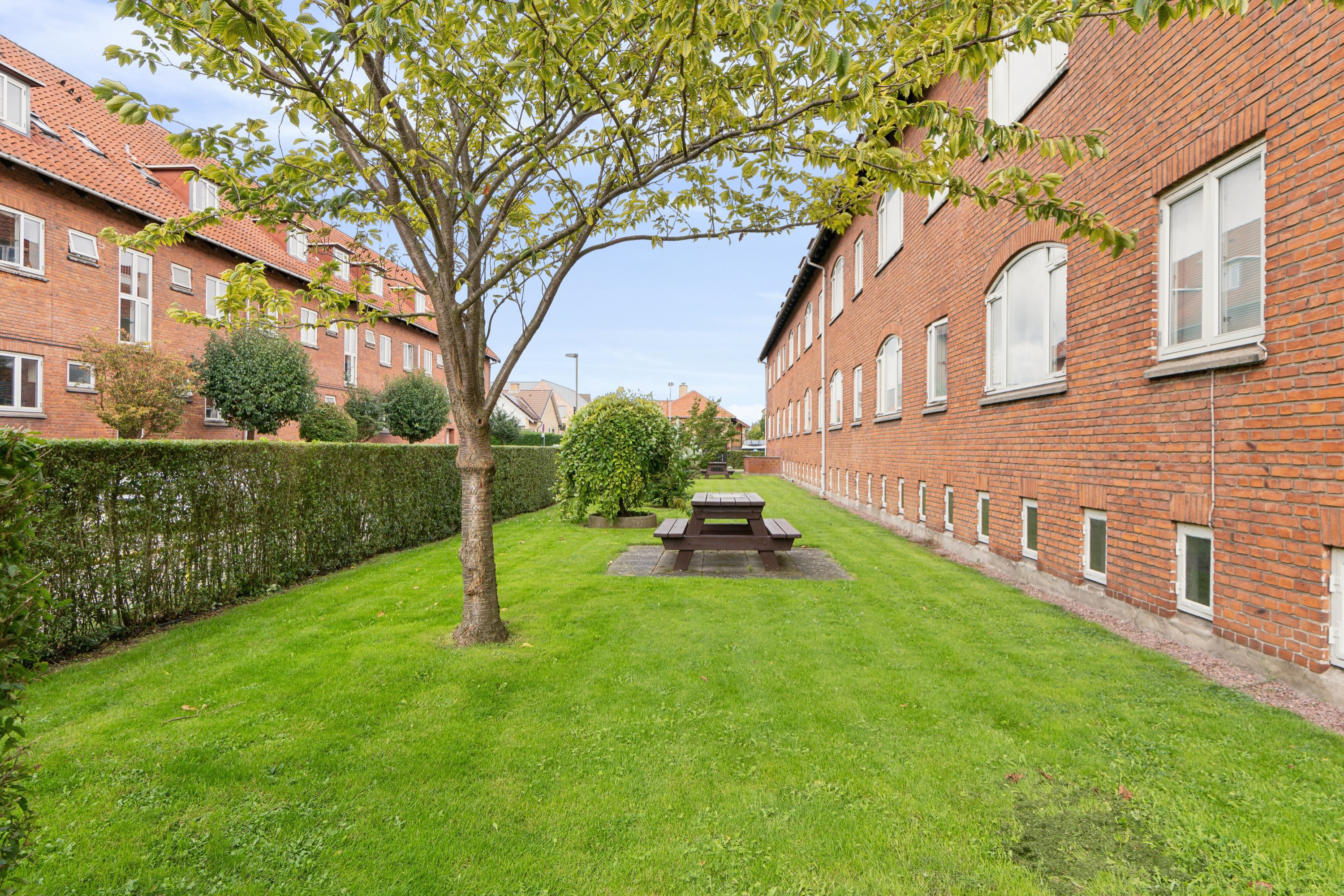 Fremhævet udendørs billede i fuldskærmstilstand. Billede af Bonkesvej 12, 2. th., 2650 Hvidovre