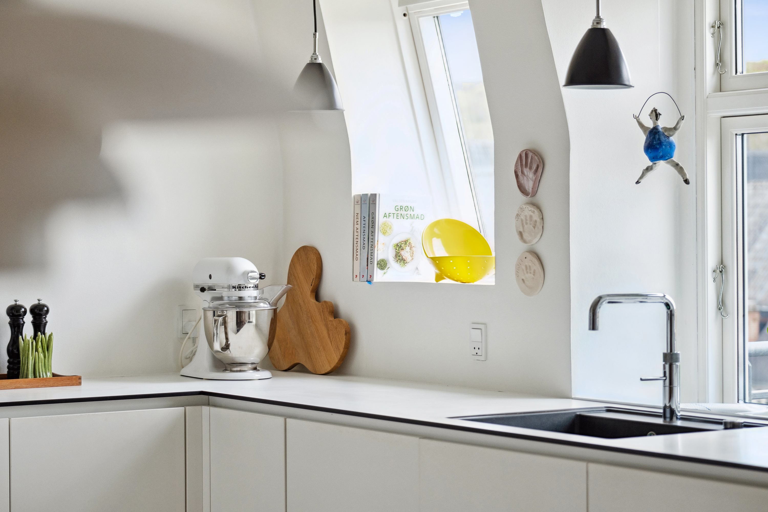 Fremhævet køkken 1. sal billede i fuldskærmstilstand. Billede af Vestre Alle 32, 9000 Aalborg