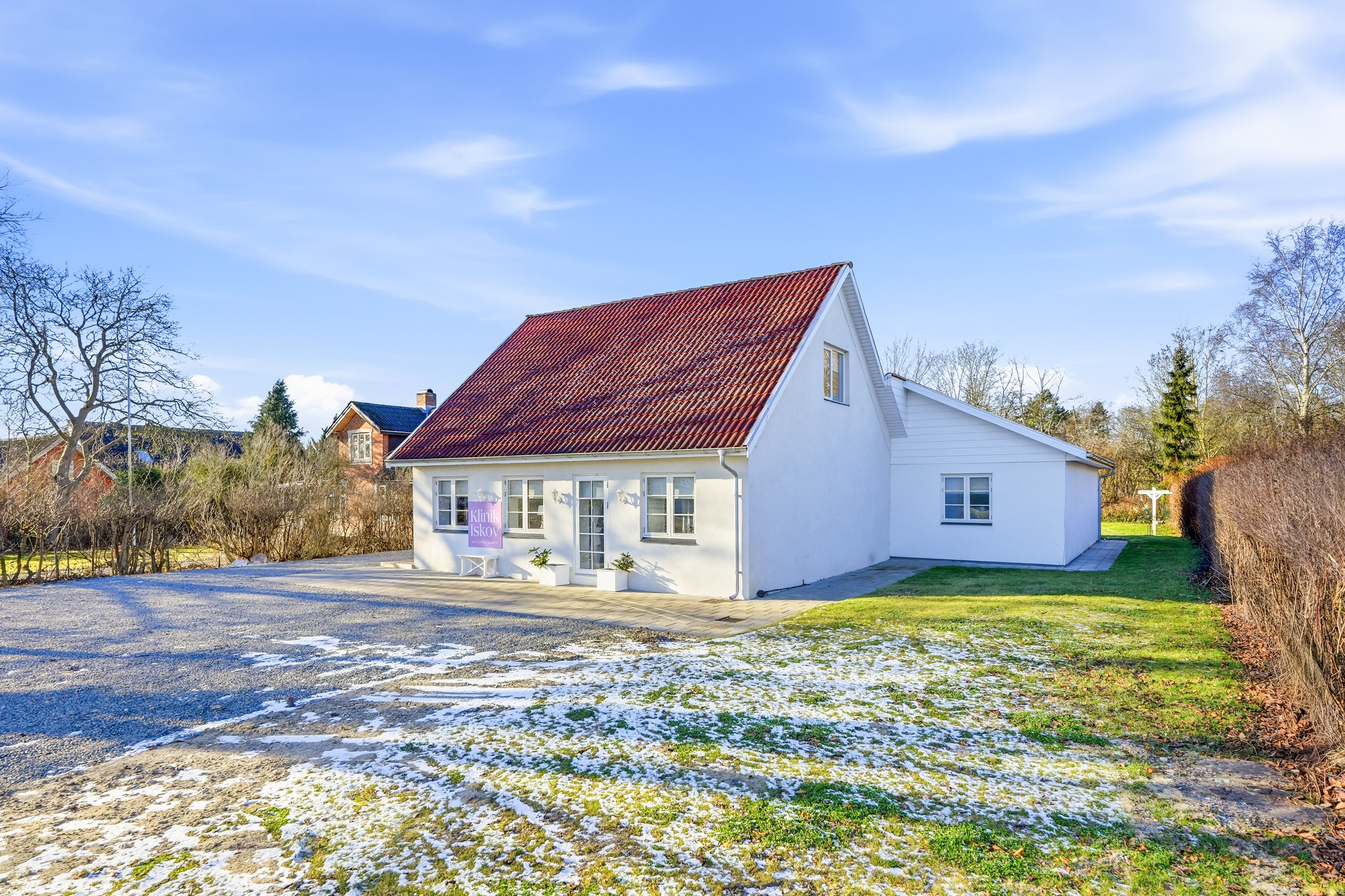 Fremhævet facade billede i fuldskærmstilstand. Billede af Æbleskivegyden 31, Allesø, 5270 Odense N
