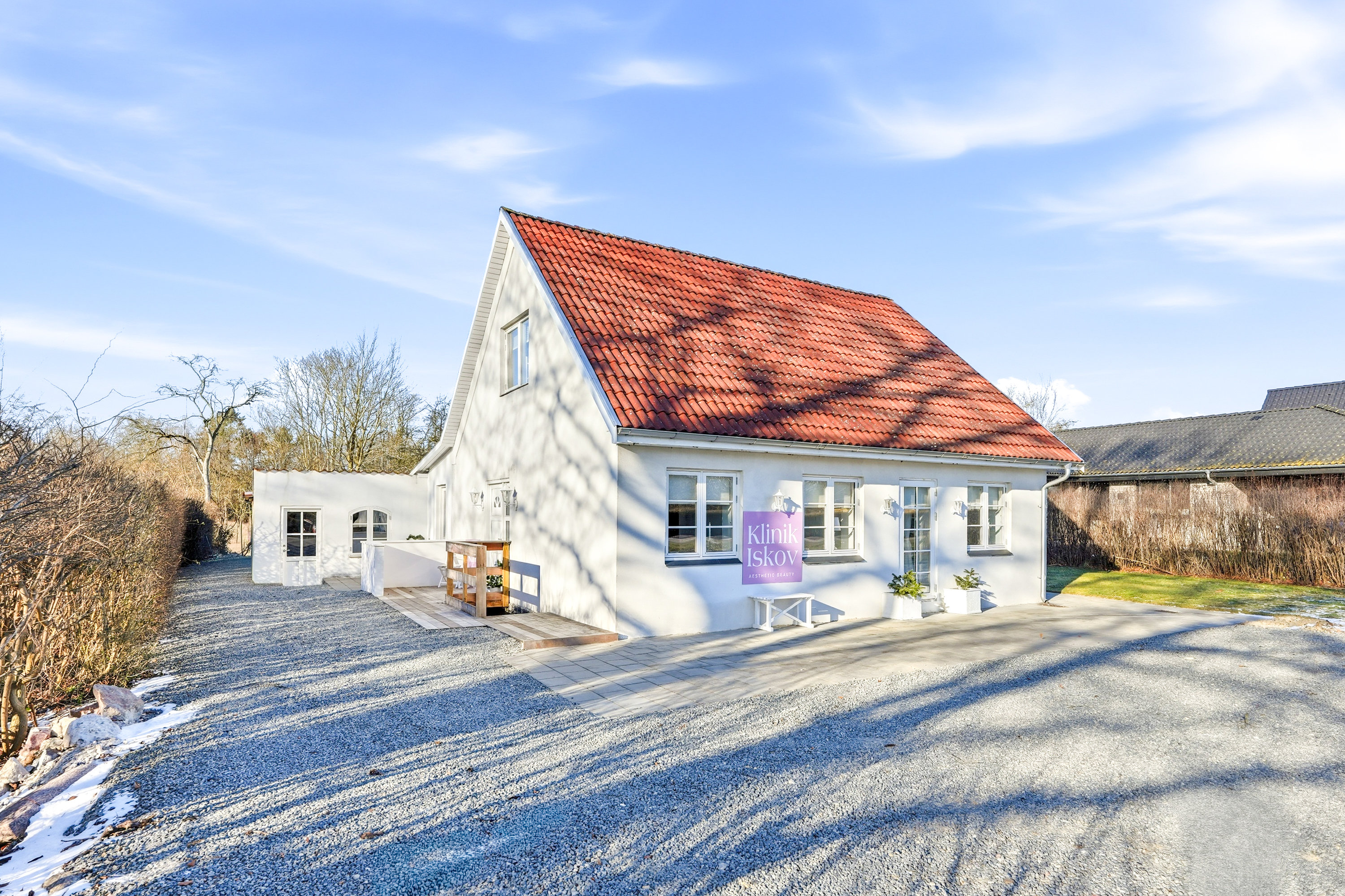 Fremhævet facade billede i fuldskærmstilstand. Billede af Æbleskivegyden 31, Allesø, 5270 Odense N