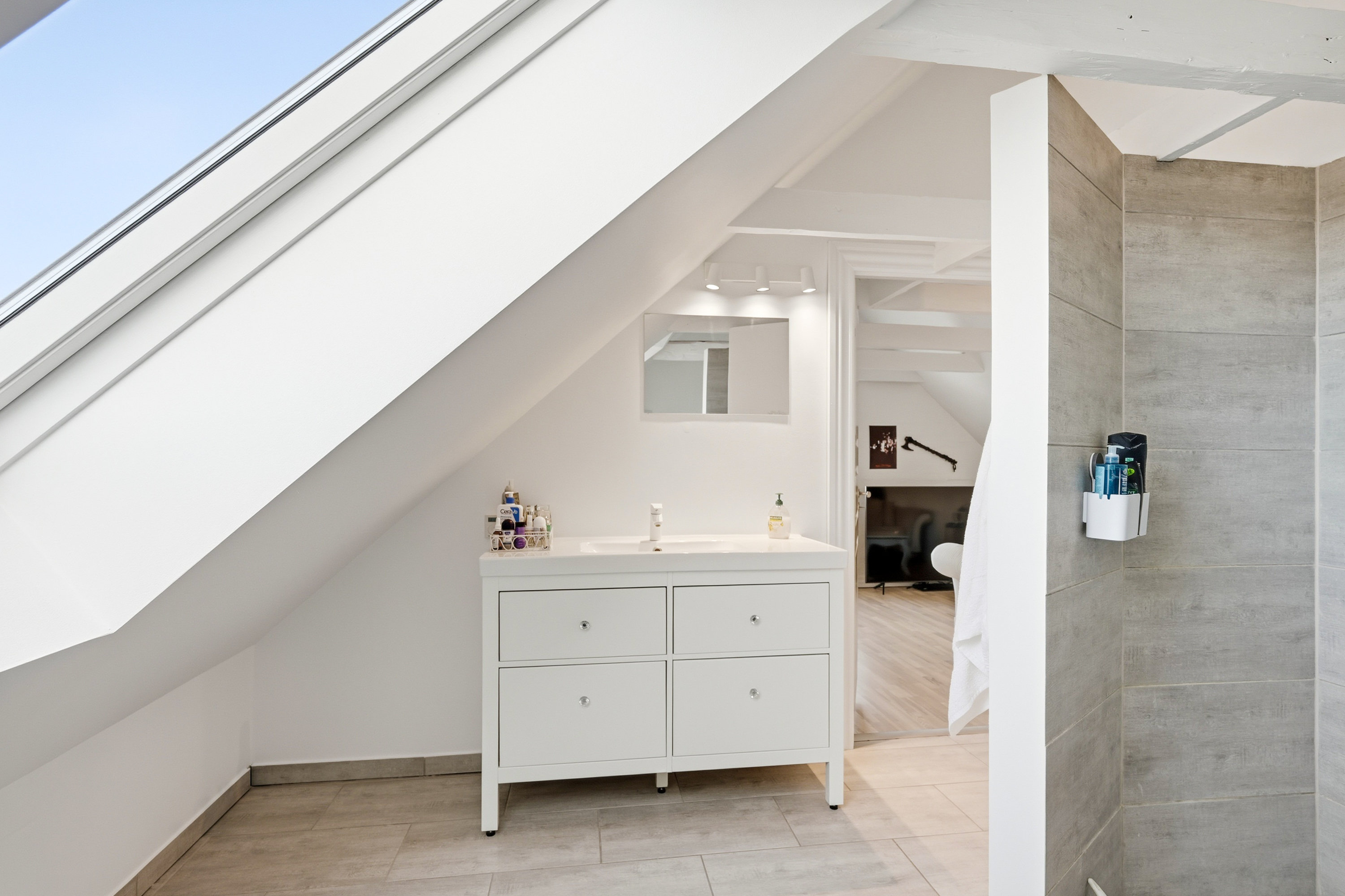 Fremhævet badeværelse billede i fuldskærmstilstand. Billede af Æbleskivegyden 31, Allesø, 5270 Odense N