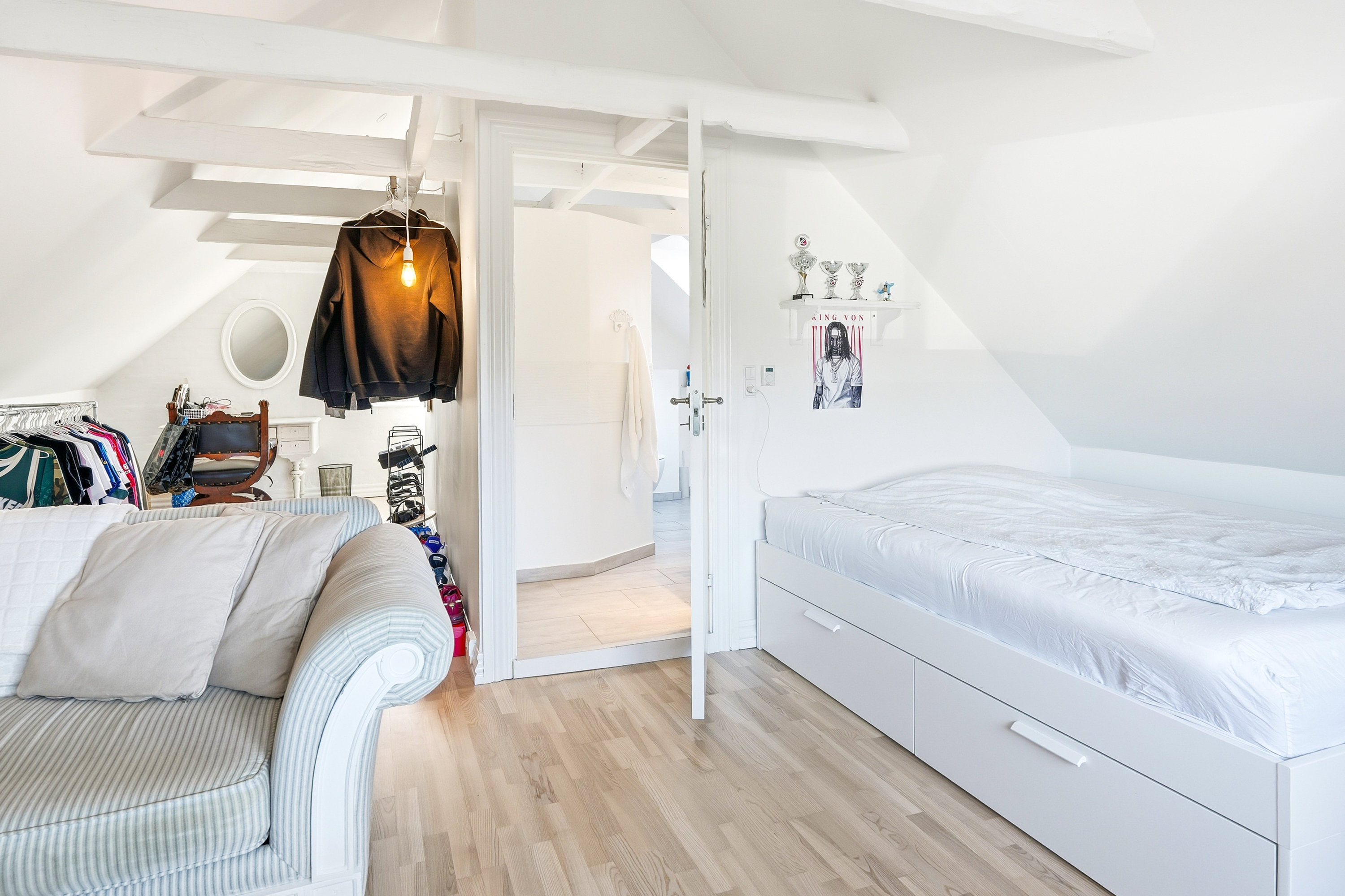 Fremhævet stue billede i fuldskærmstilstand. Billede af Æbleskivegyden 31, Allesø, 5270 Odense N