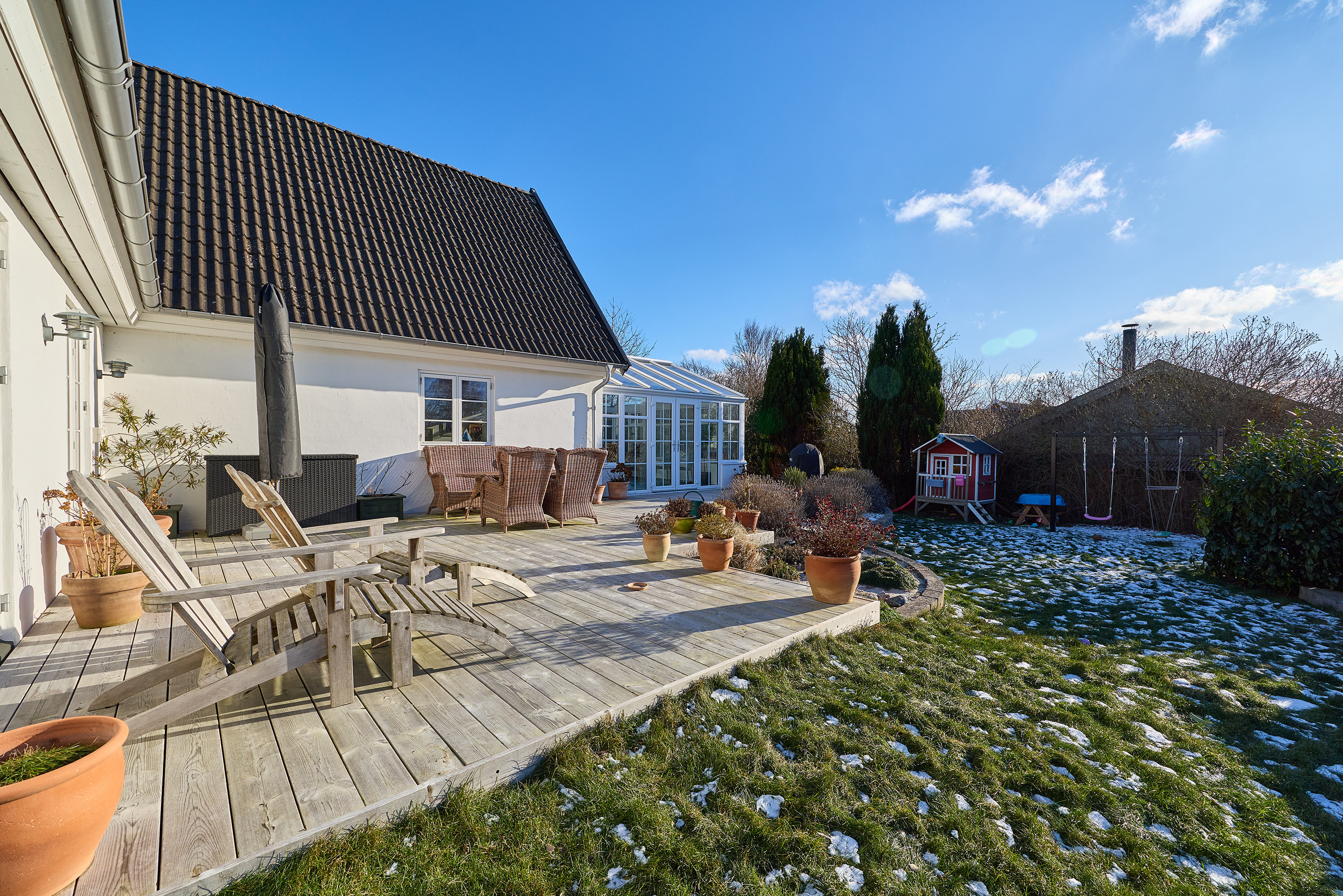 Fremhævet terrasse billede i fuldskærmstilstand. Billede af Solvænget 23, 3250 Gilleleje