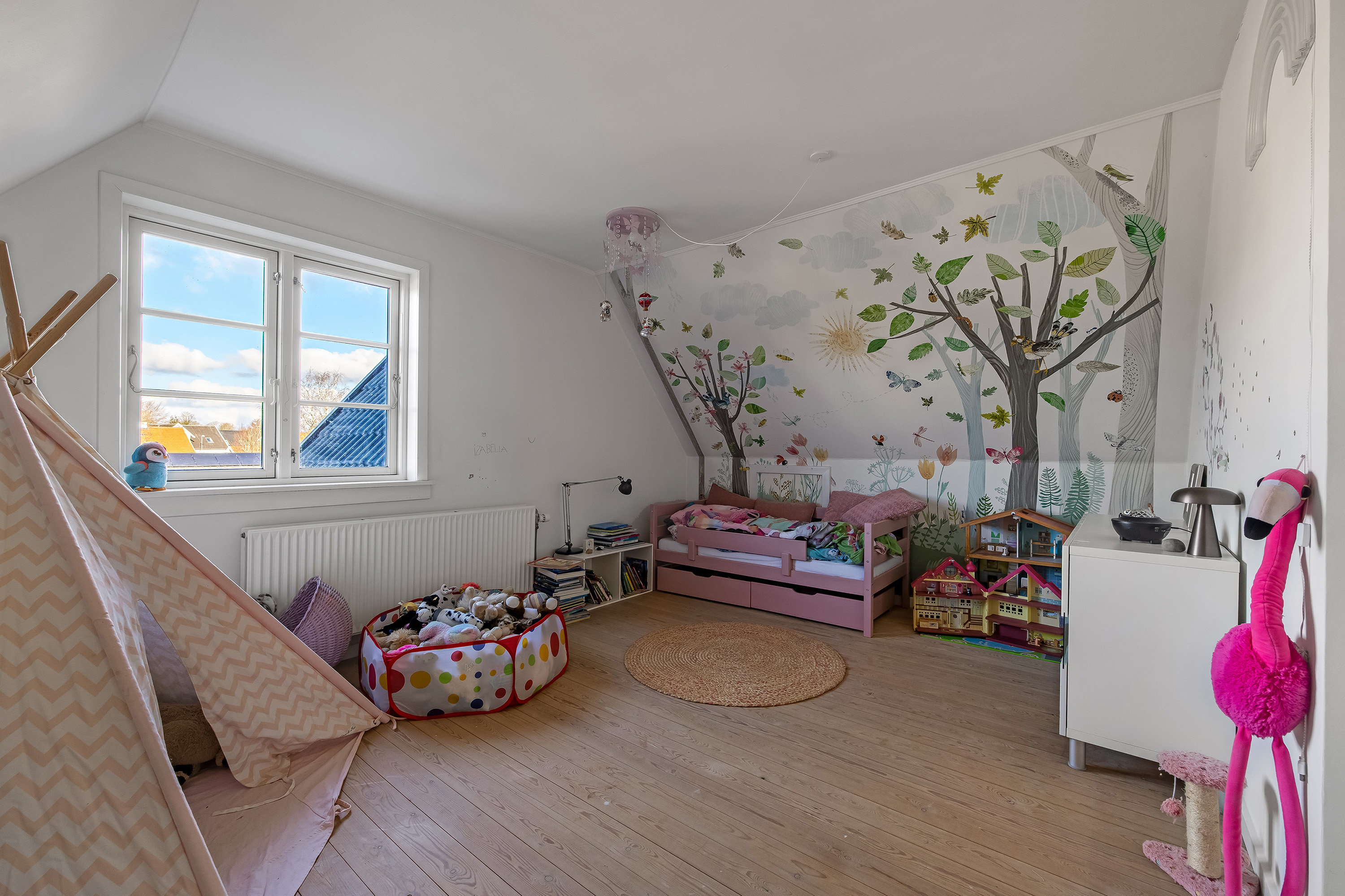 Fremhævet værelse billede i fuldskærmstilstand. Billede af Solvænget 23, 3250 Gilleleje