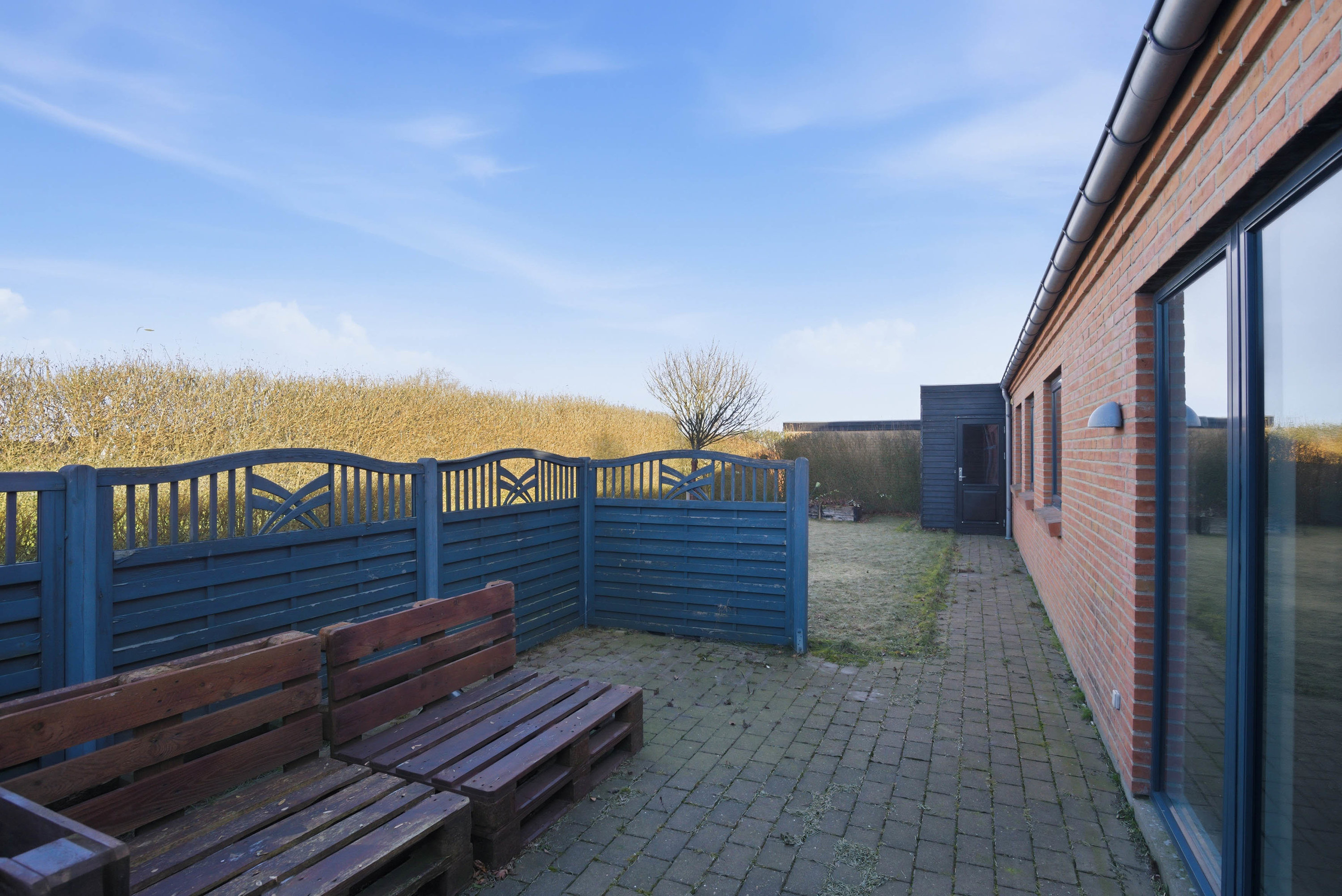 Fremhævet terrasse billede i fuldskærmstilstand. Billede af Under Egen 16, Halgårde, 7500 Holstebro