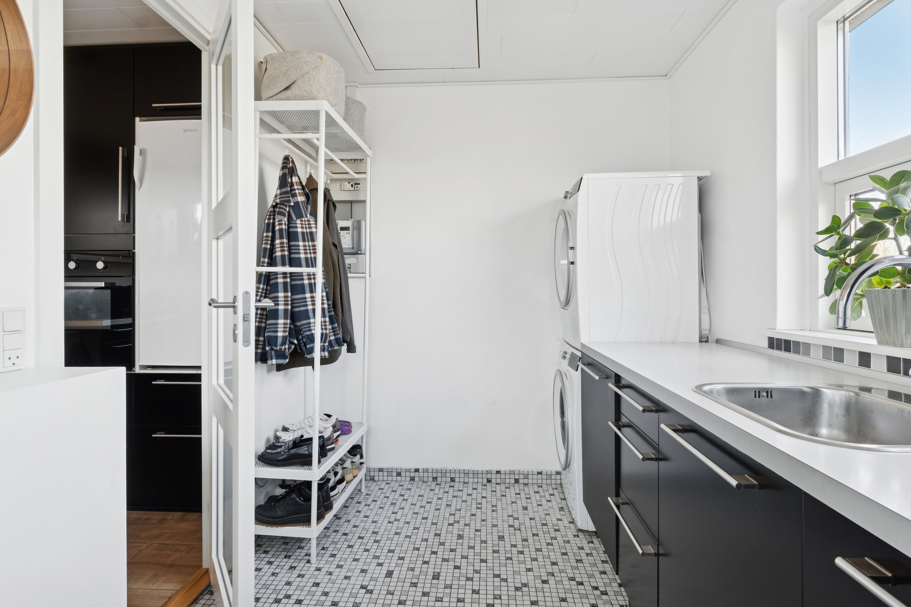 Fremhævet andet billede i fuldskærmstilstand. Billede af Irisvej 27, 9870 Sindal