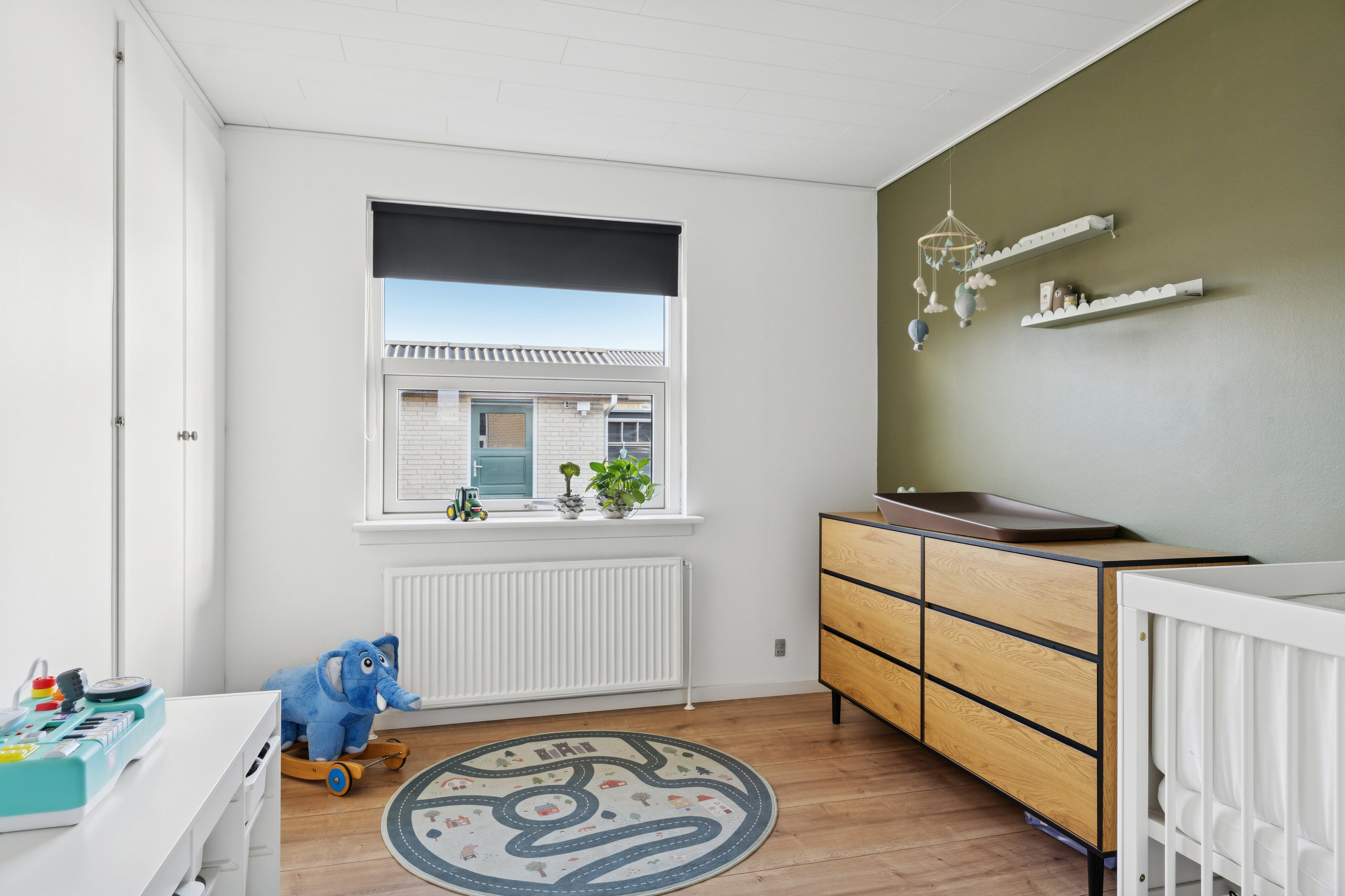 Fremhævet soveværelse billede i fuldskærmstilstand. Billede af Irisvej 27, 9870 Sindal