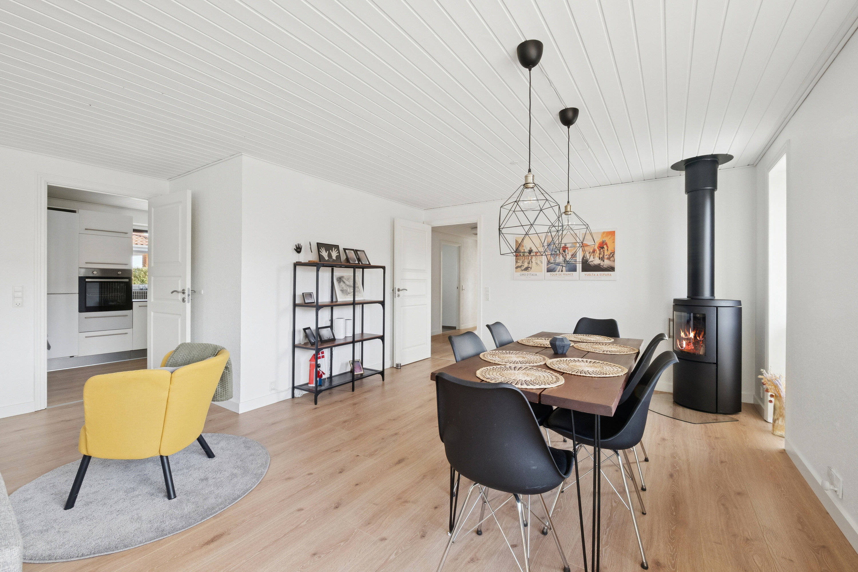 Fremhævet stue billede i fuldskærmstilstand. Billede af Gyvelvej 54, 7700 Thisted