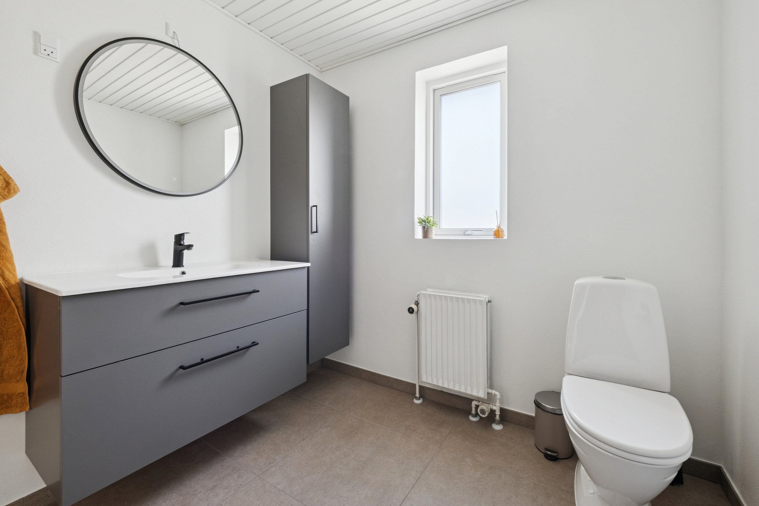 Fremhævet badeværelse billede i fuldskærmstilstand. Billede af Gyvelvej 54, 7700 Thisted