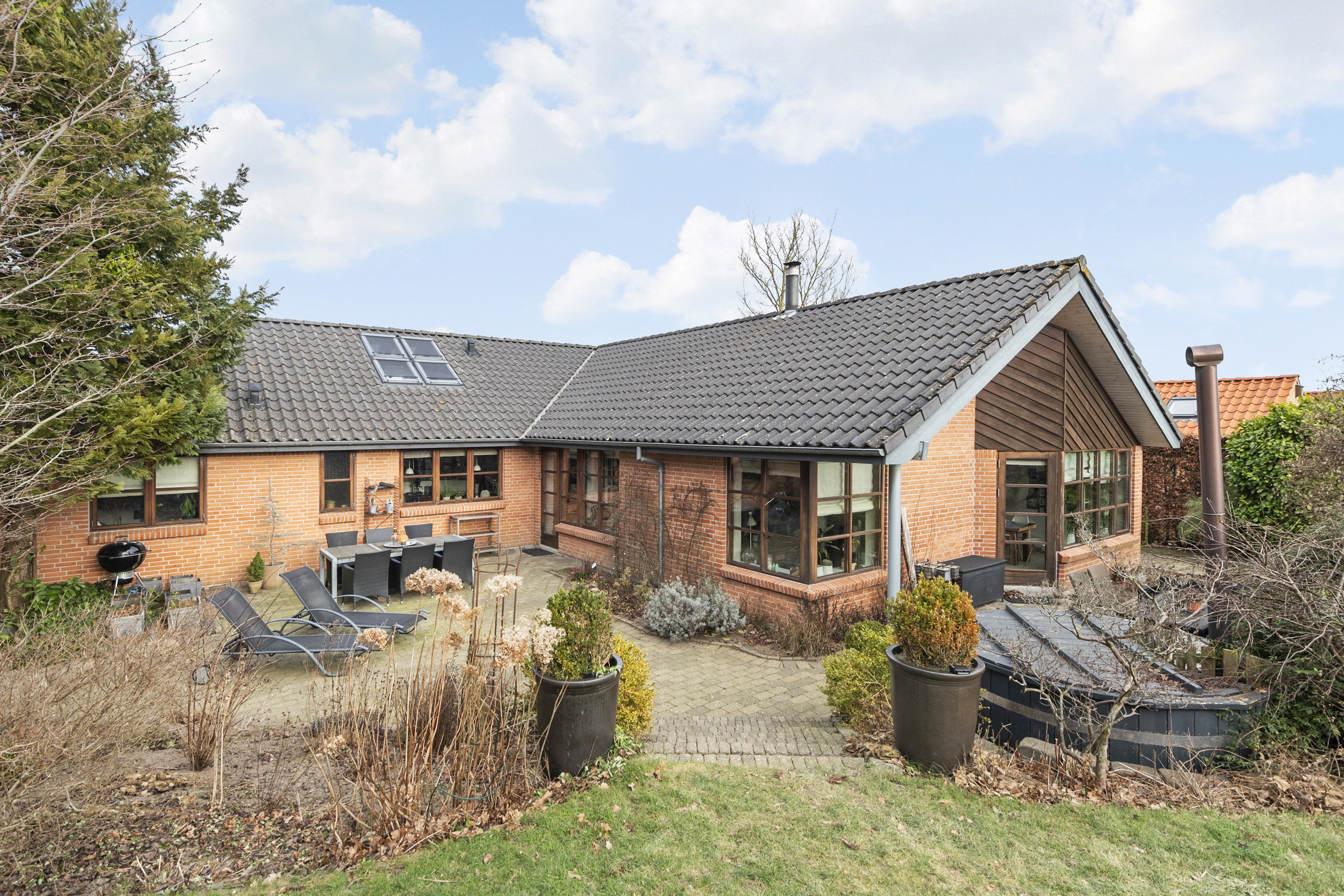 Fremhævet ejendommen billede i fuldskærmstilstand. Billede af Saloparken 340, 8300 Odder