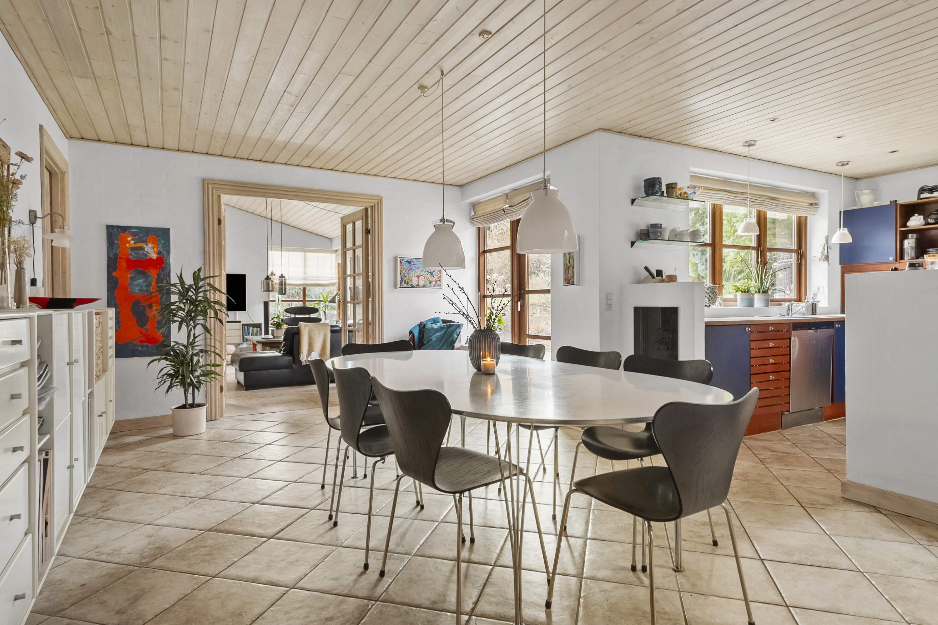 Fremhævet spisestue billede i fuldskærmstilstand. Billede af Saloparken 340, 8300 Odder