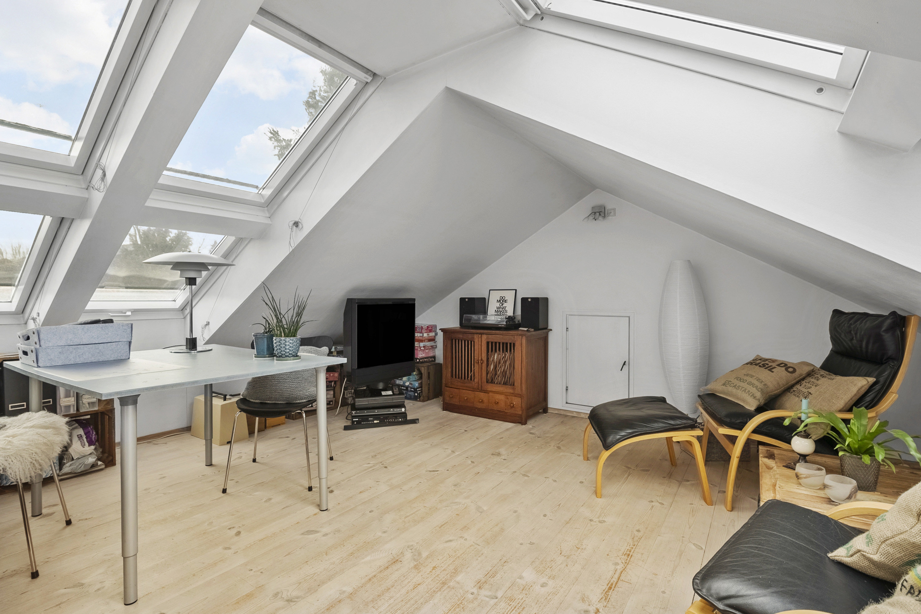 Fremhævet værelse billede i fuldskærmstilstand. Billede af Saloparken 340, 8300 Odder