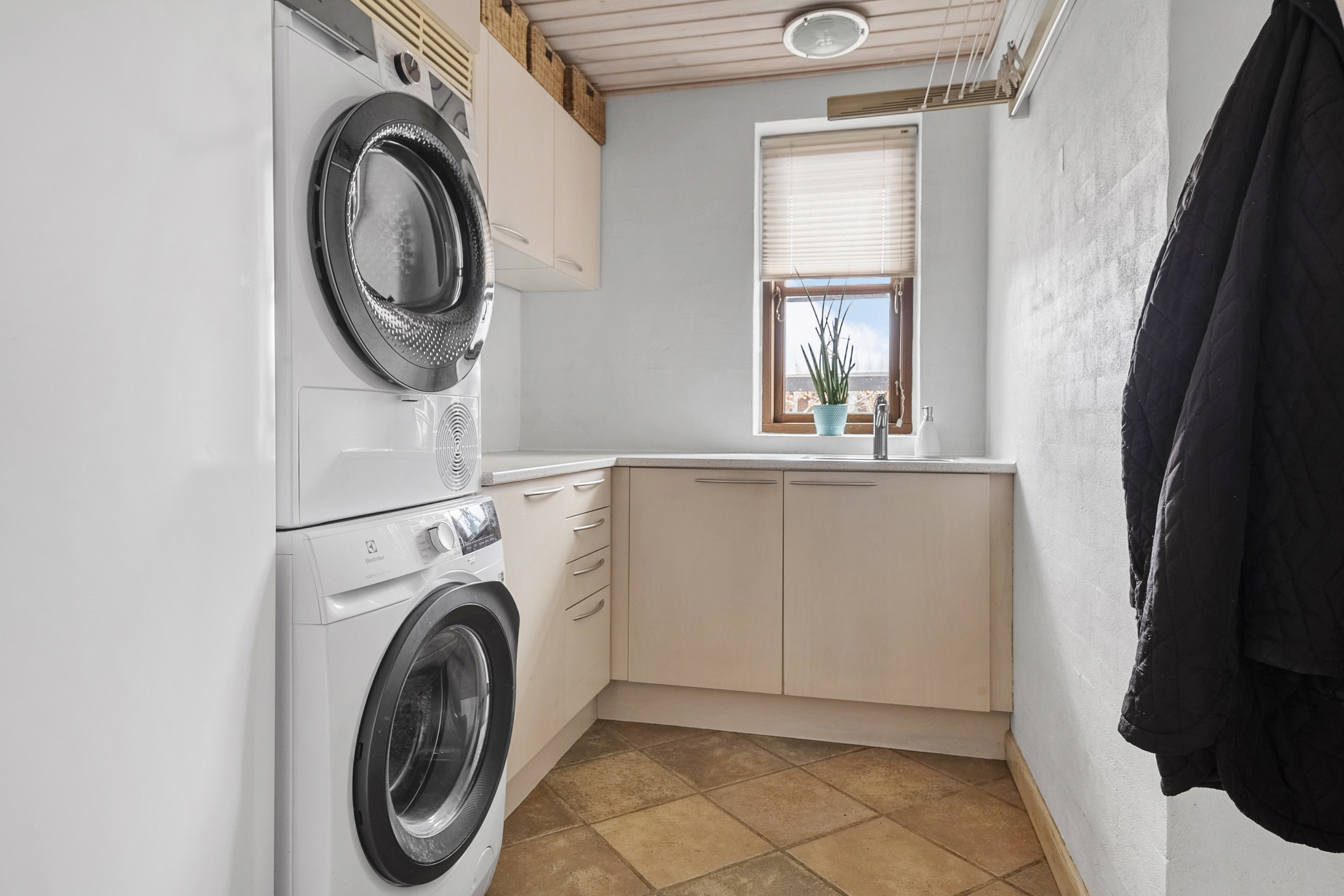 Fremhævet værelse billede i fuldskærmstilstand. Billede af Saloparken 340, 8300 Odder