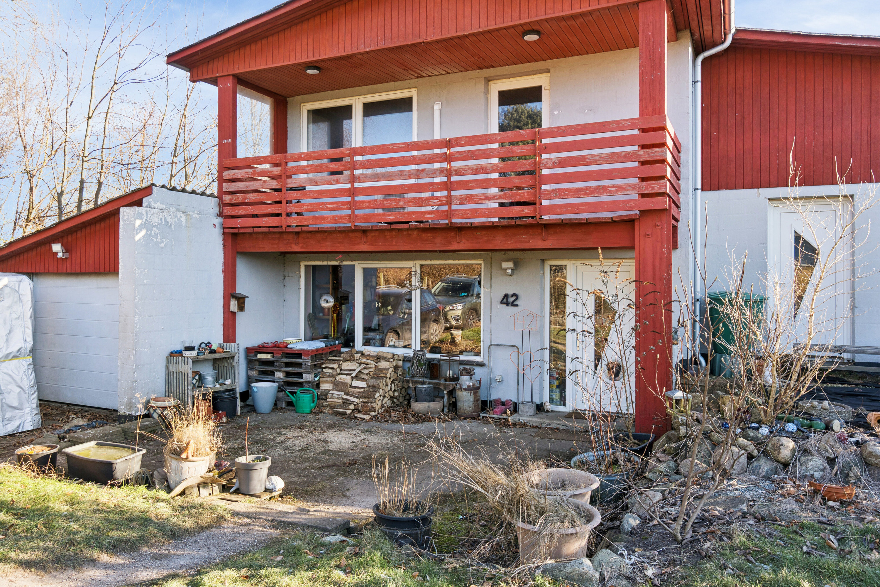 Fremhævet set fra haven billede i fuldskærmstilstand. Billede af Skolevænget 42, 4470 Svebølle