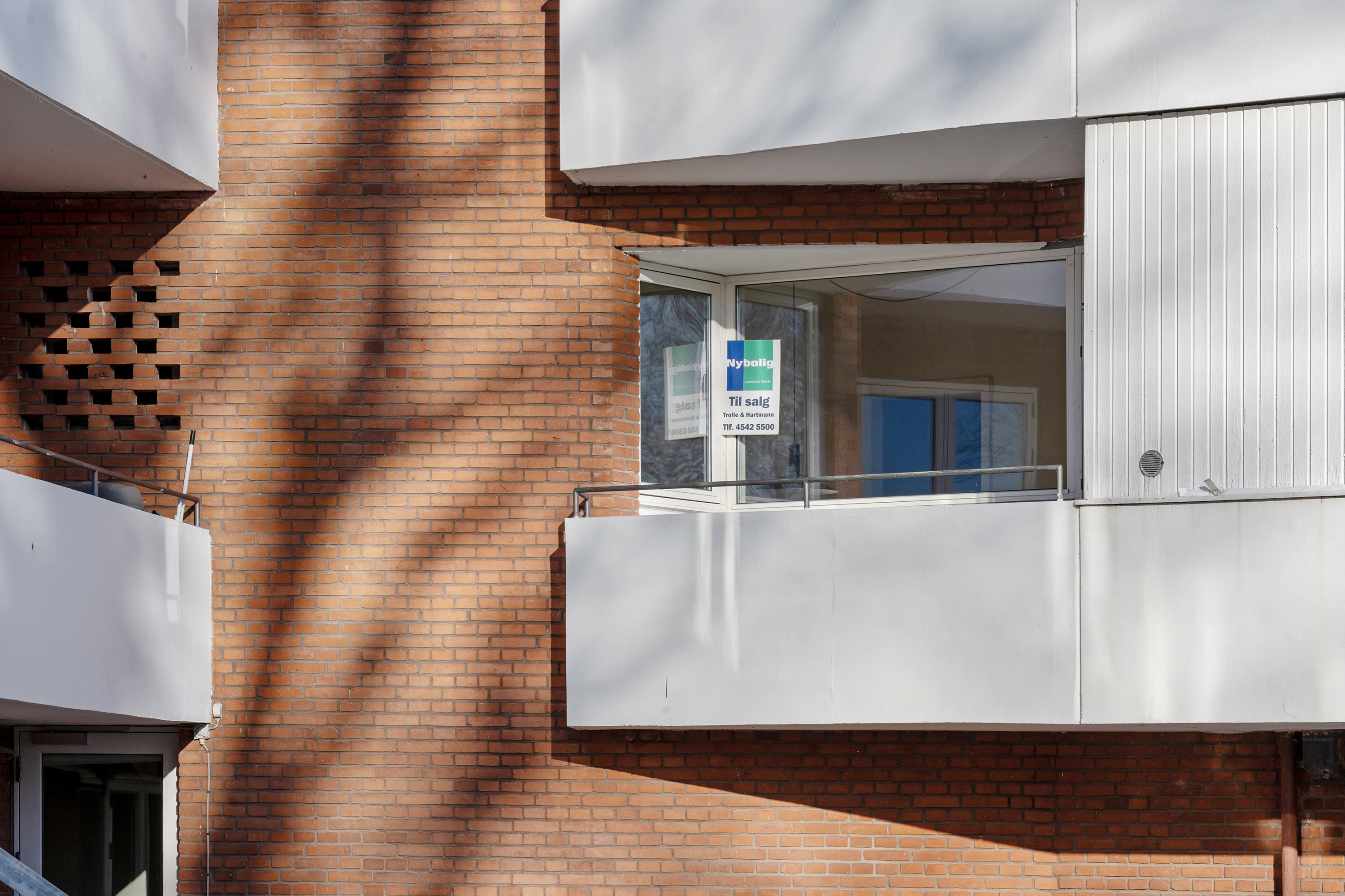 Fremhævet andet billede i fuldskærmstilstand. Billede af Kongevejen 339B, 1. 1., 2840 Holte