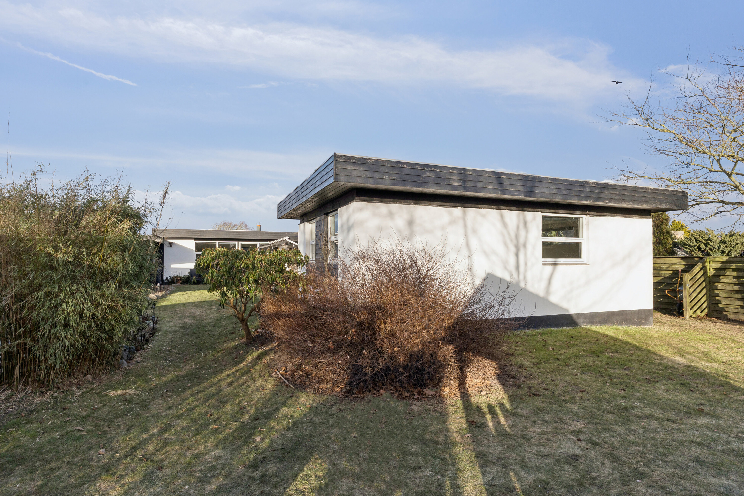 Fremhævet udendørs billede i fuldskærmstilstand. Billede af Ingersvej 14, 9800 Hjørring