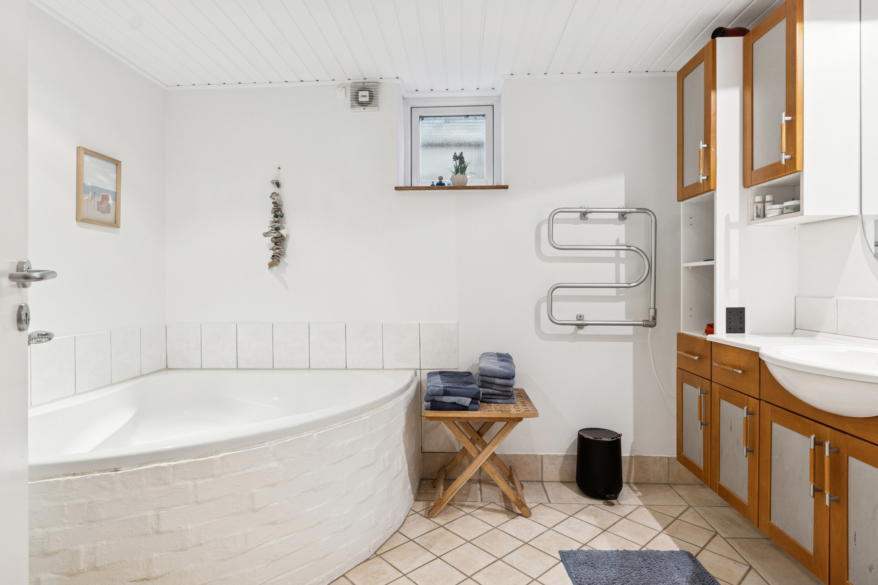 Fremhævet badeværelse billede i fuldskærmstilstand. Billede af Ingersvej 14, 9800 Hjørring