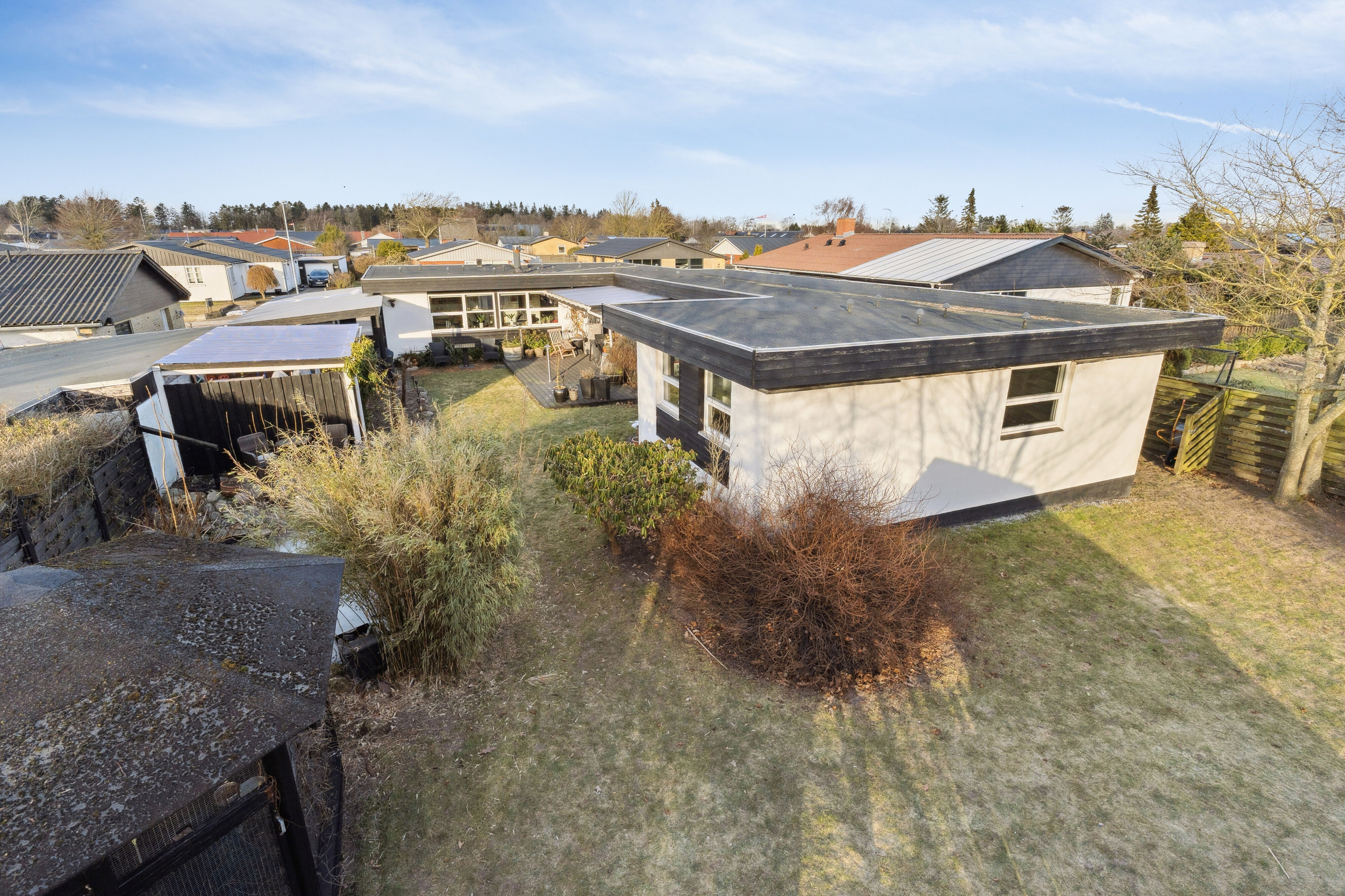 Fremhævet set fra haven billede i fuldskærmstilstand. Billede af Ingersvej 14, 9800 Hjørring