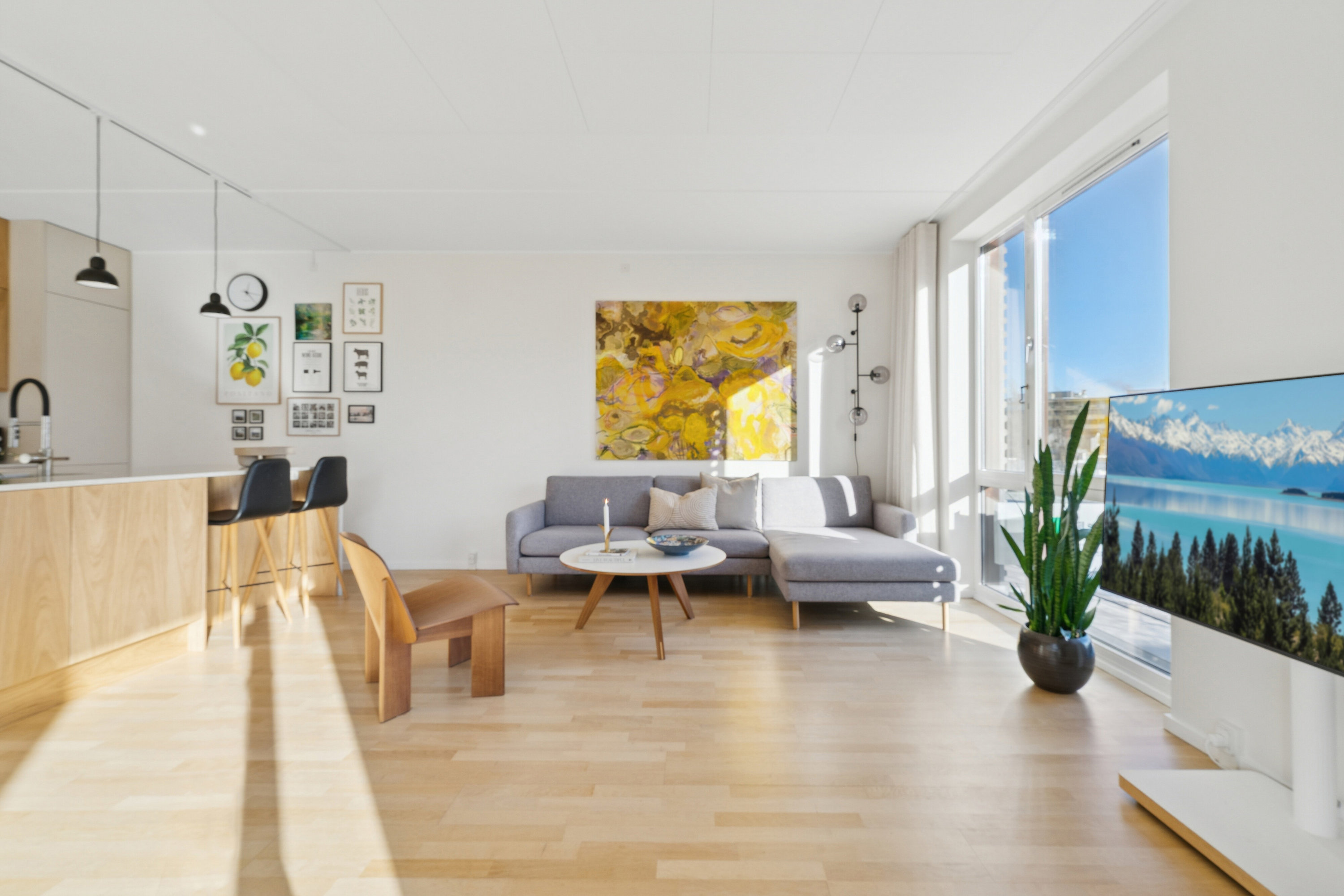 Fremhævet stue billede i fuldskærmstilstand. Billede af H.C. Hansens Gade 5, 3. tv., 2300 København S