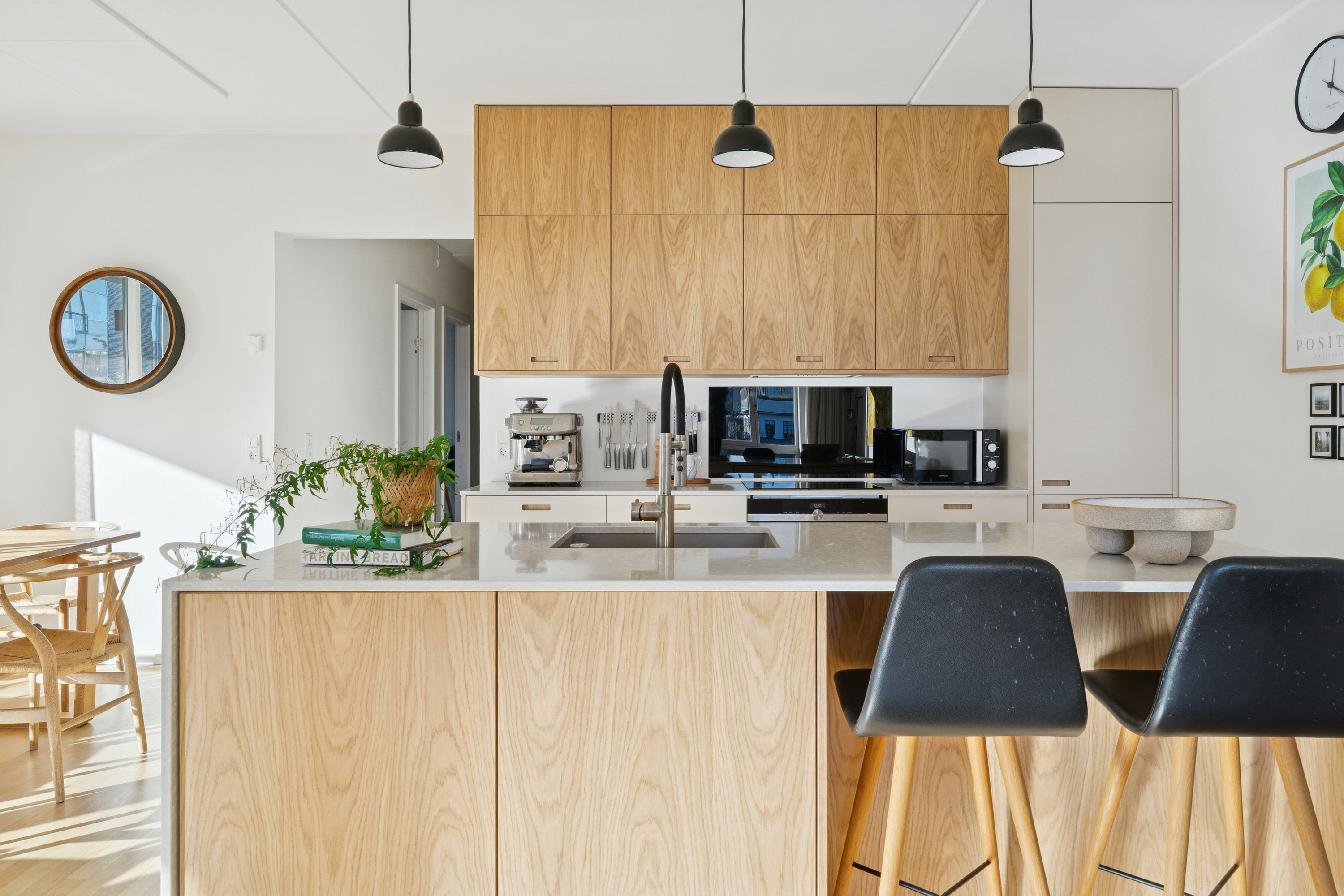 Fremhævet køkken billede i fuldskærmstilstand. Billede af H.C. Hansens Gade 5, 3. tv., 2300 København S