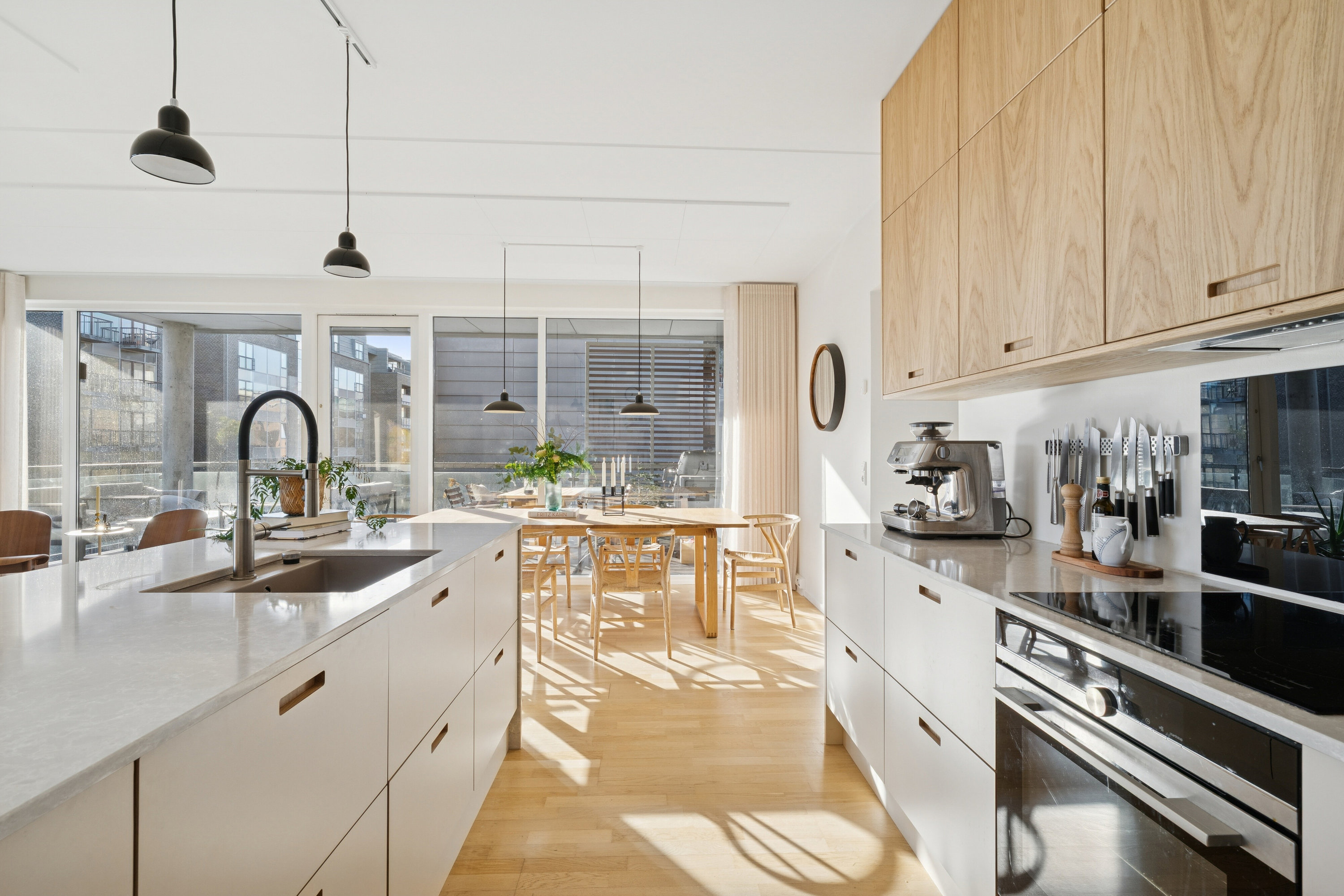 Fremhævet køkken billede i fuldskærmstilstand. Billede af H.C. Hansens Gade 5, 3. tv., 2300 København S