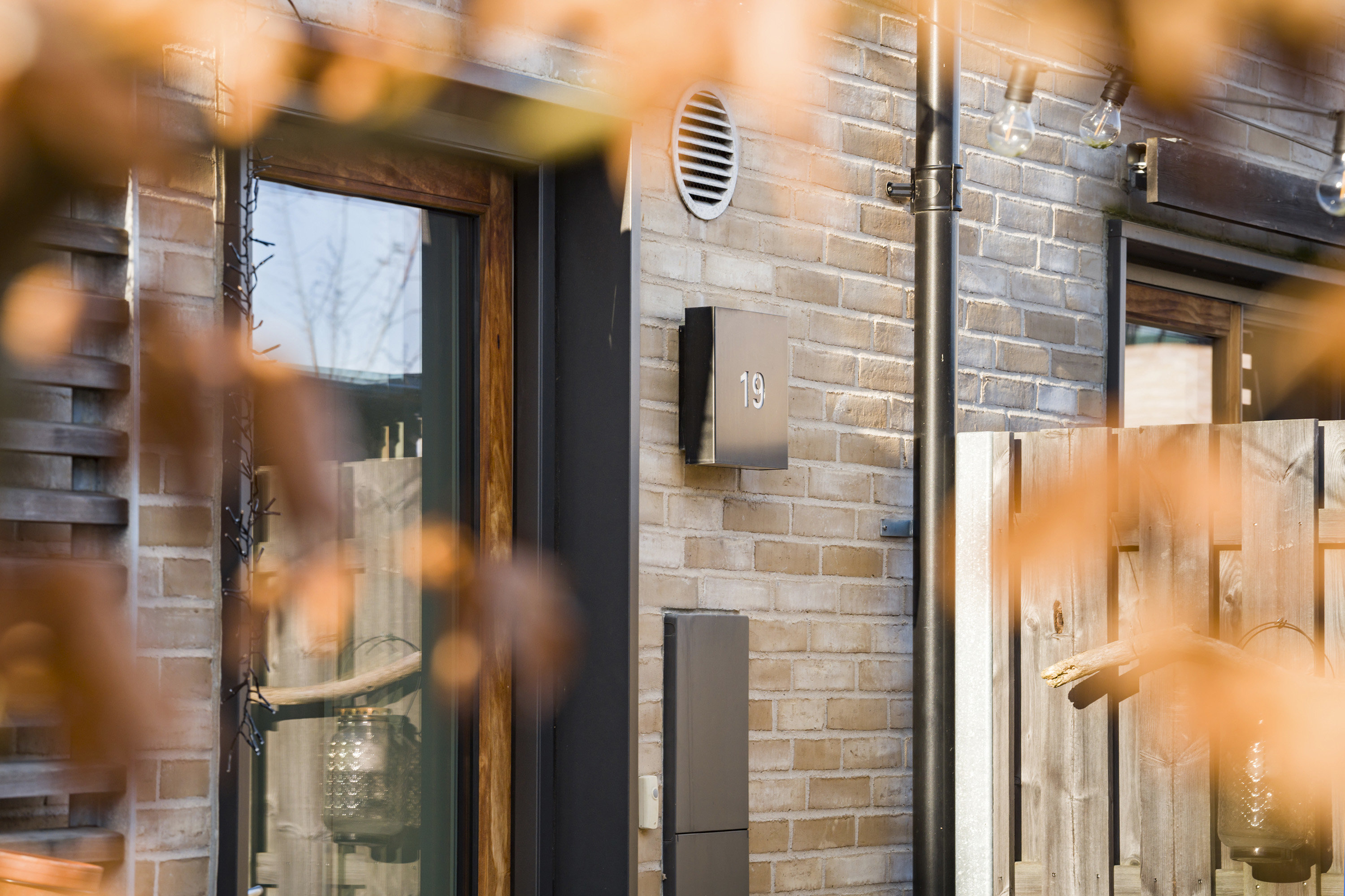 Fremhævet ejendommen billede i fuldskærmstilstand. Billede af Ralphs Vænge 19, 2950 Vedbæk