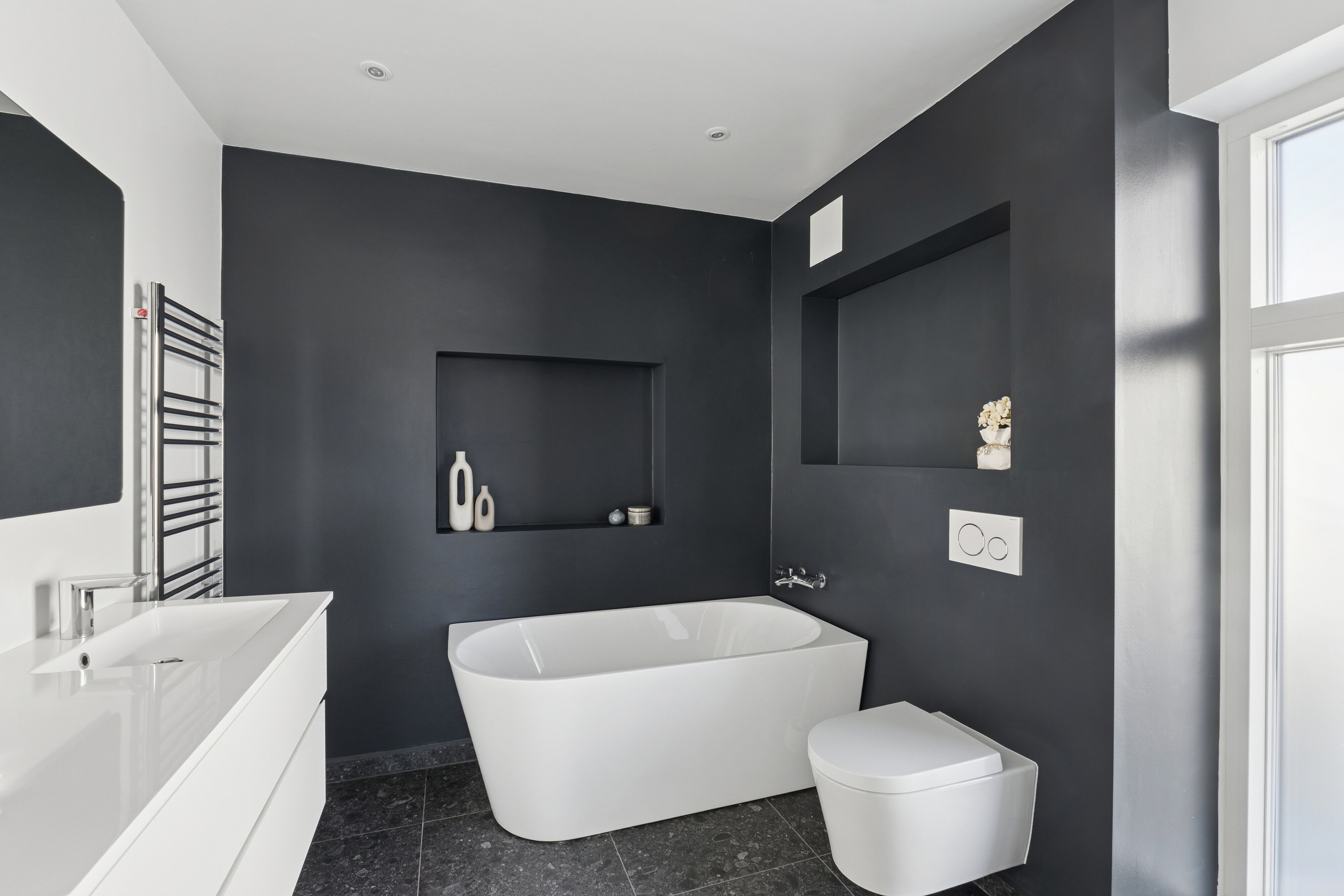 Fremhævet badeværelse billede i fuldskærmstilstand. Billede af Vinkelvænget 11, 2610 Rødovre